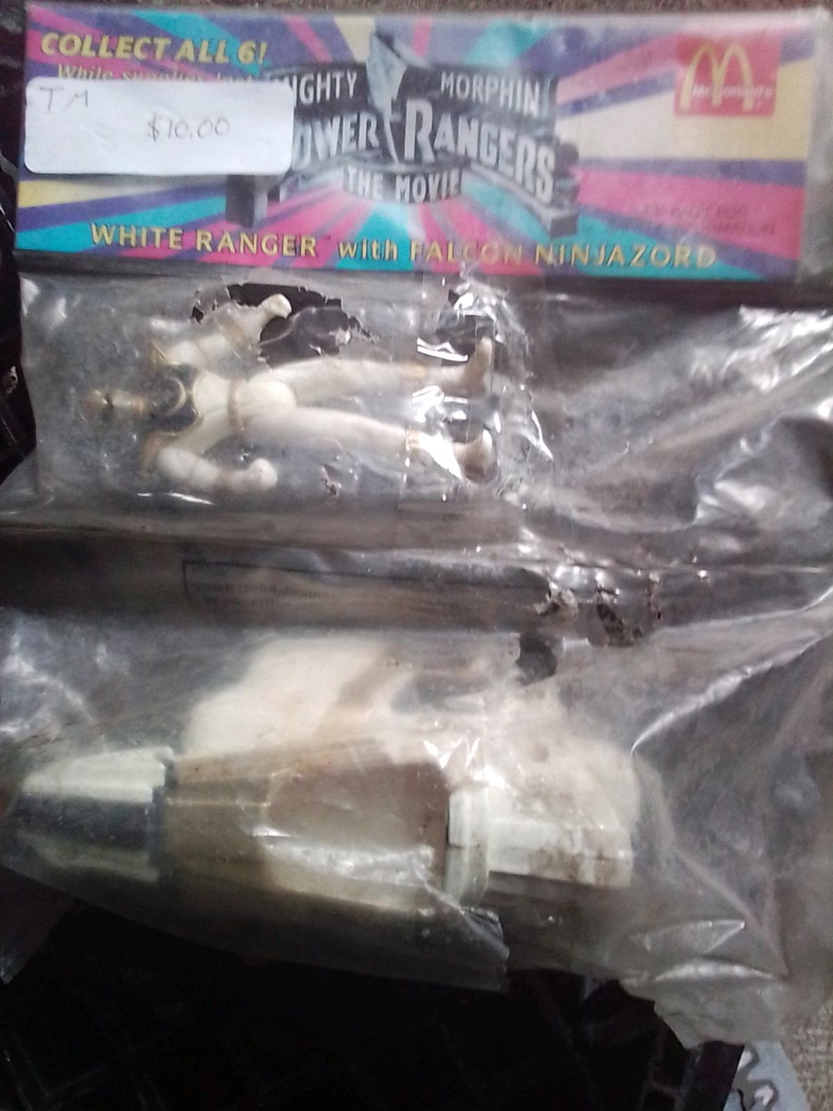 power ranger toy white action figure with white morpazoid - Butler, Ohio - FleaMarketBay