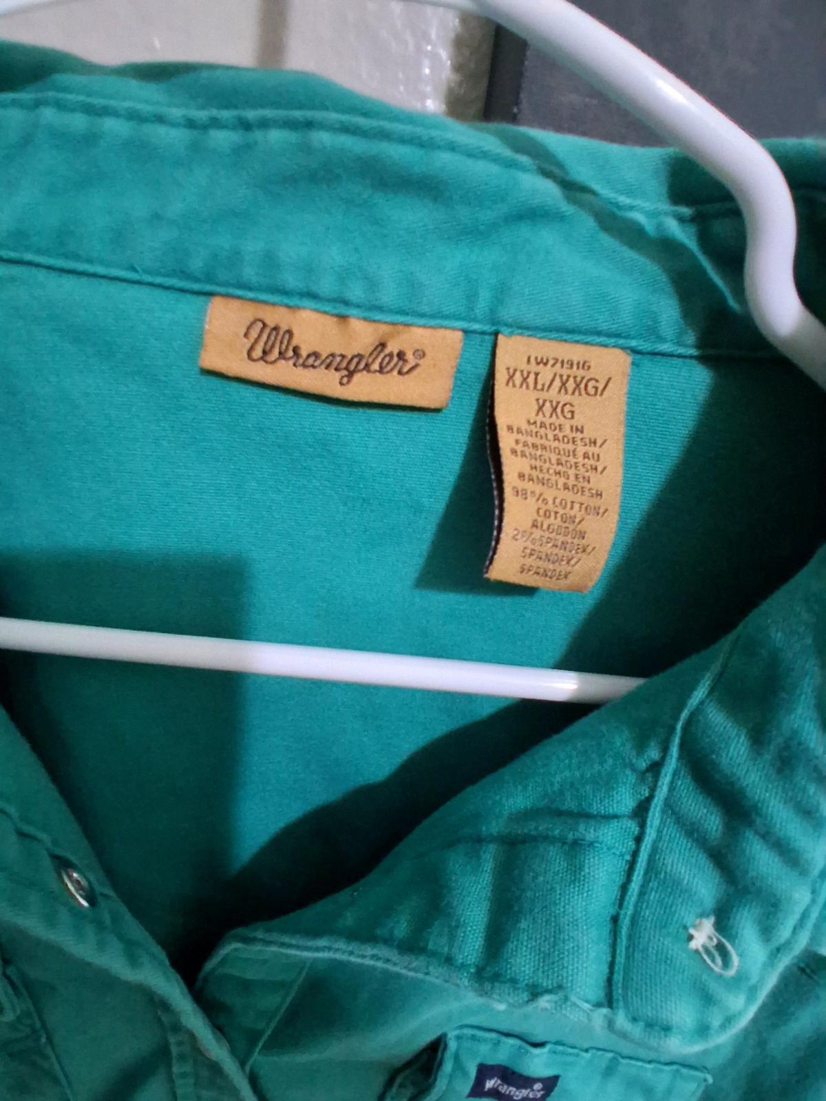 wrangler button up - Riverside, California - FleaMarketBay