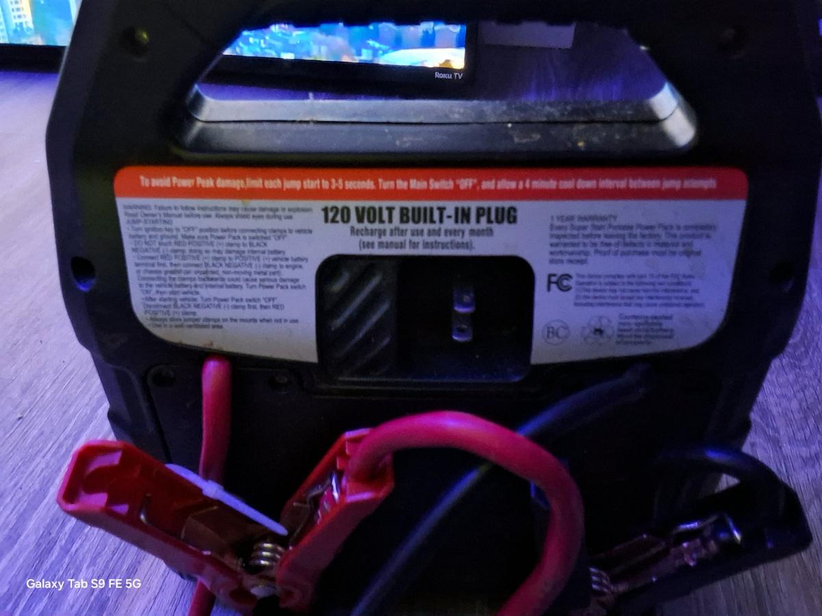 750 amp power battery jumperer New from OReileys Super brand - Vancouver, Washington - FleaMarketBay