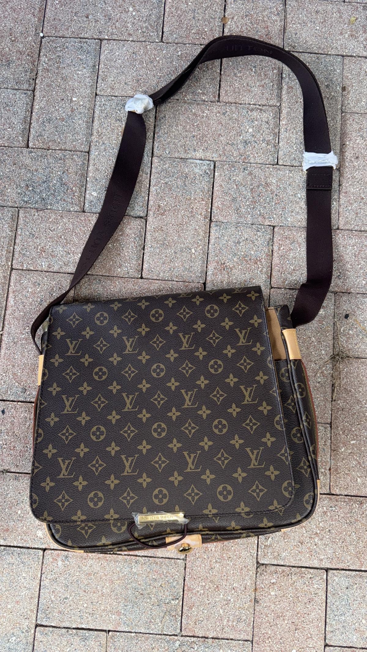 Messenger bag  bolso para hombre - Miami, Florida - FleaMarketBay