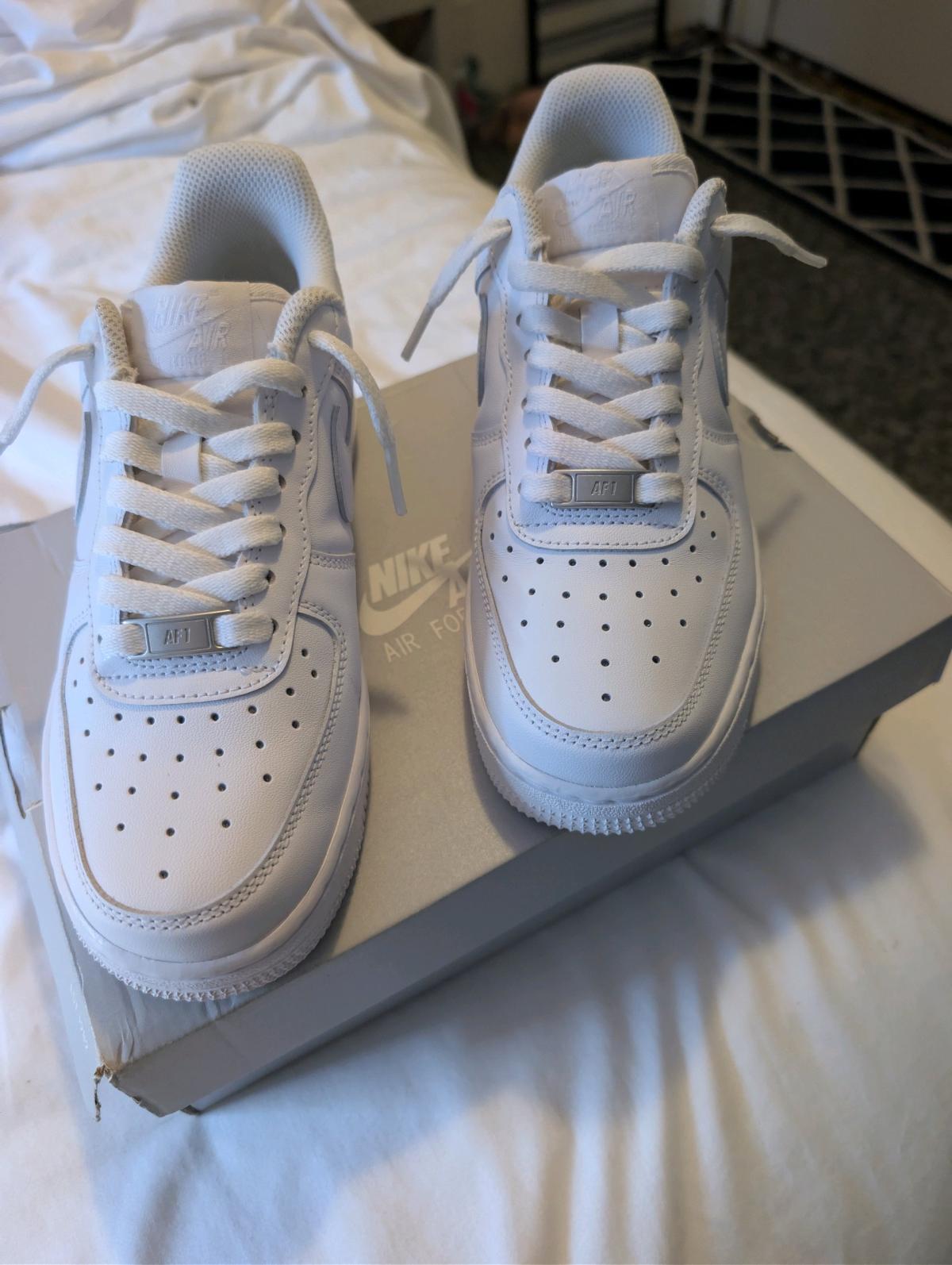 Womens Air Force 1 07 - Jacksonville, North Carolina - FleaMarketBay