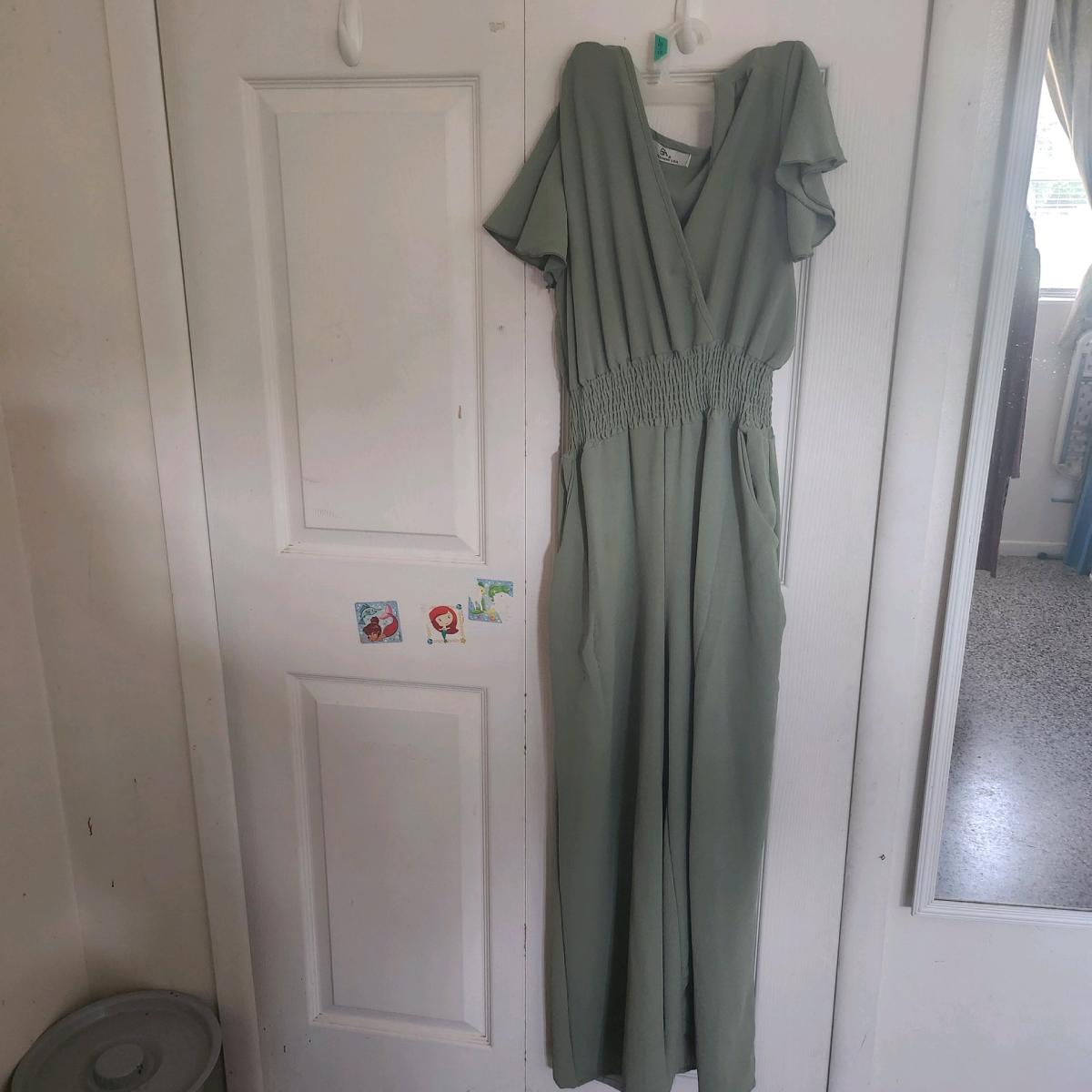 Womens clothin - Orlando, Florida