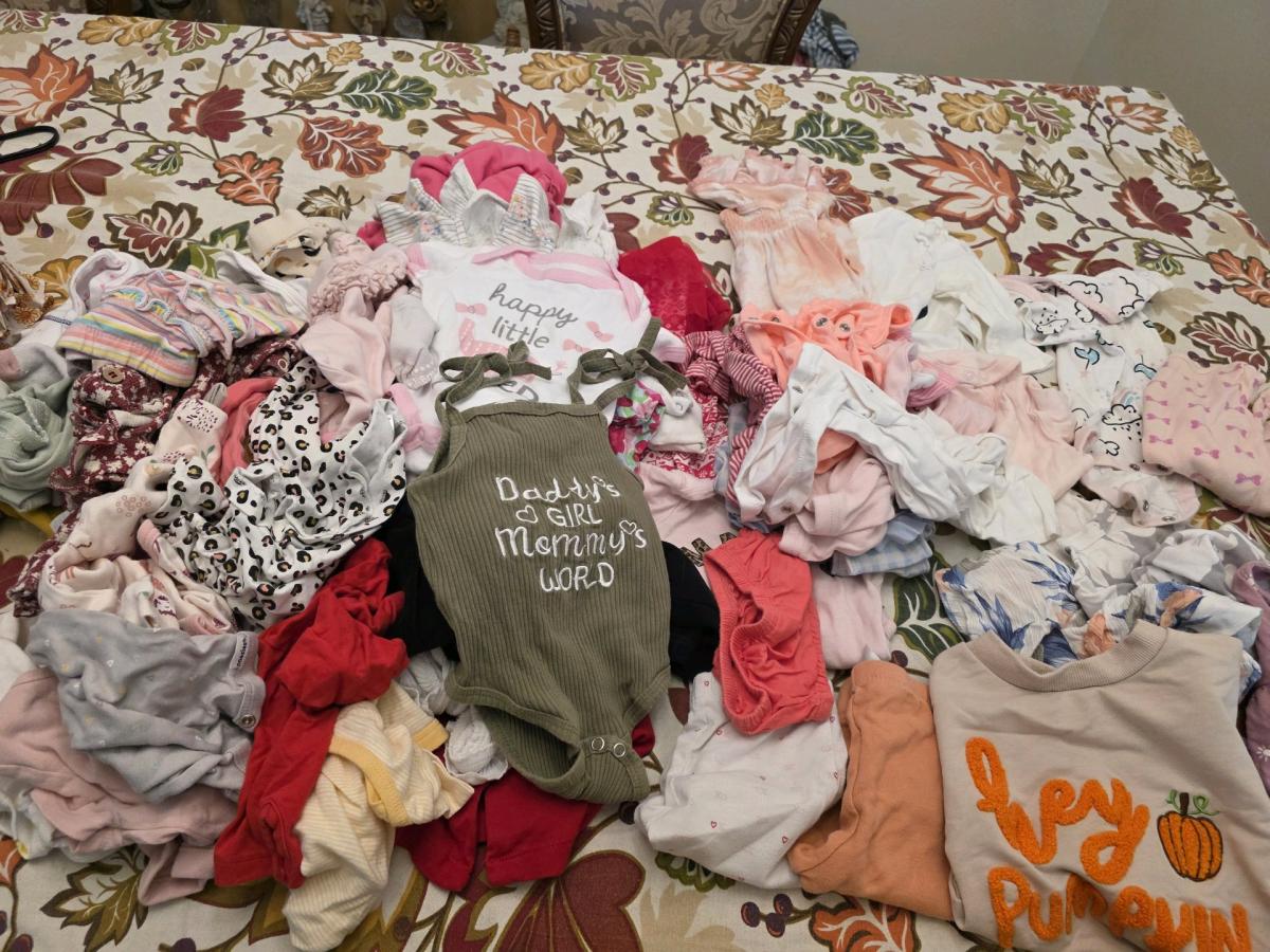 newborn girl clothes - Hudson, Florida - FleaMarketBay
