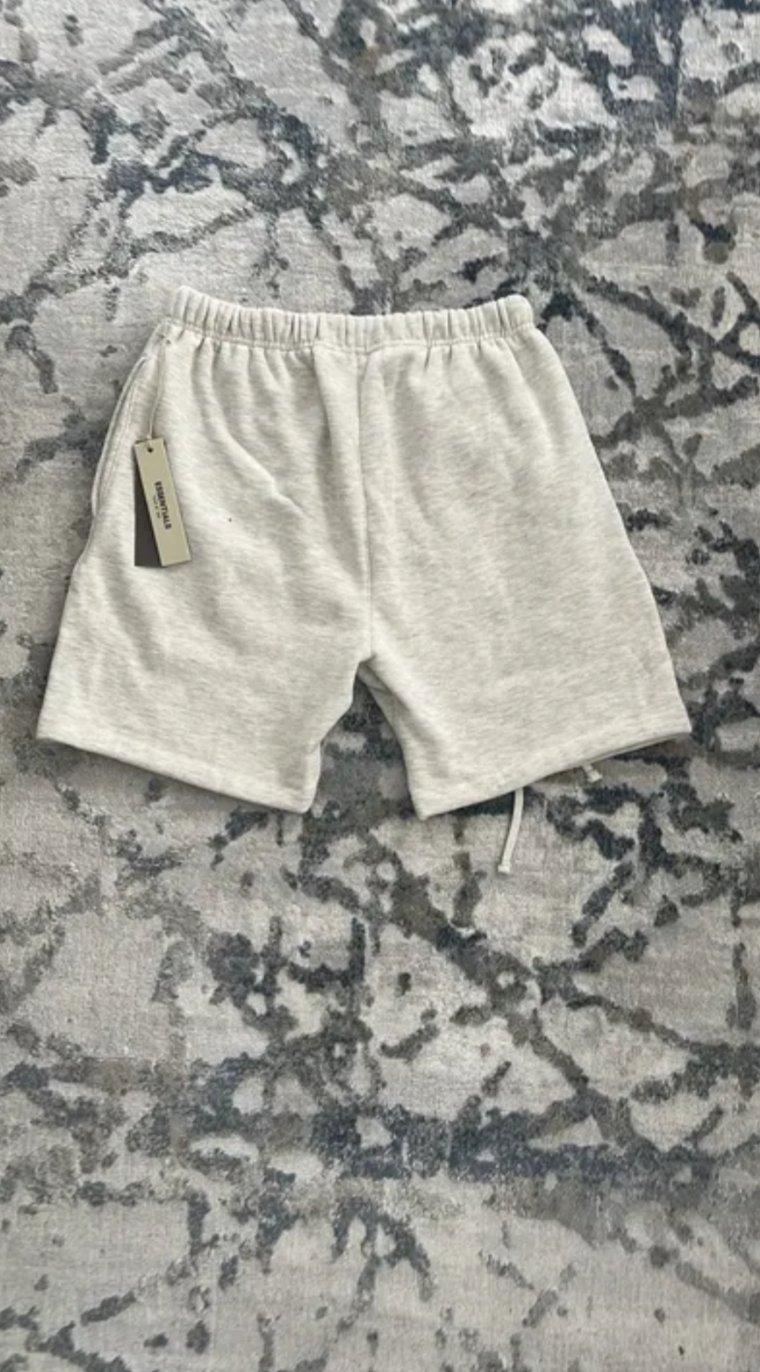 Essential shorts - Atlanta, Georgia - FleaMarketBay