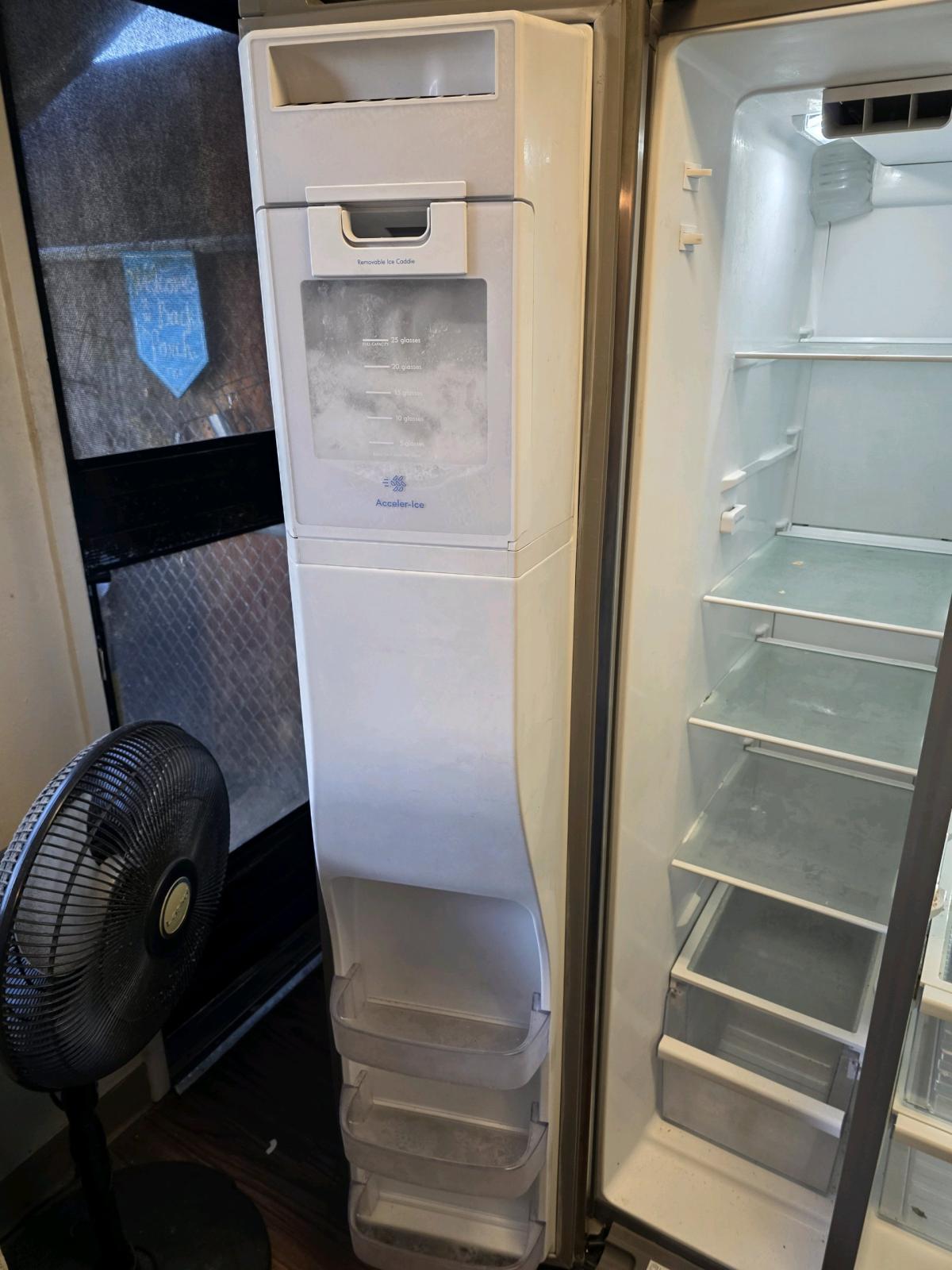 Kenmore Sidebyside Refrigerator - Antioch, California - FleaMarketBay