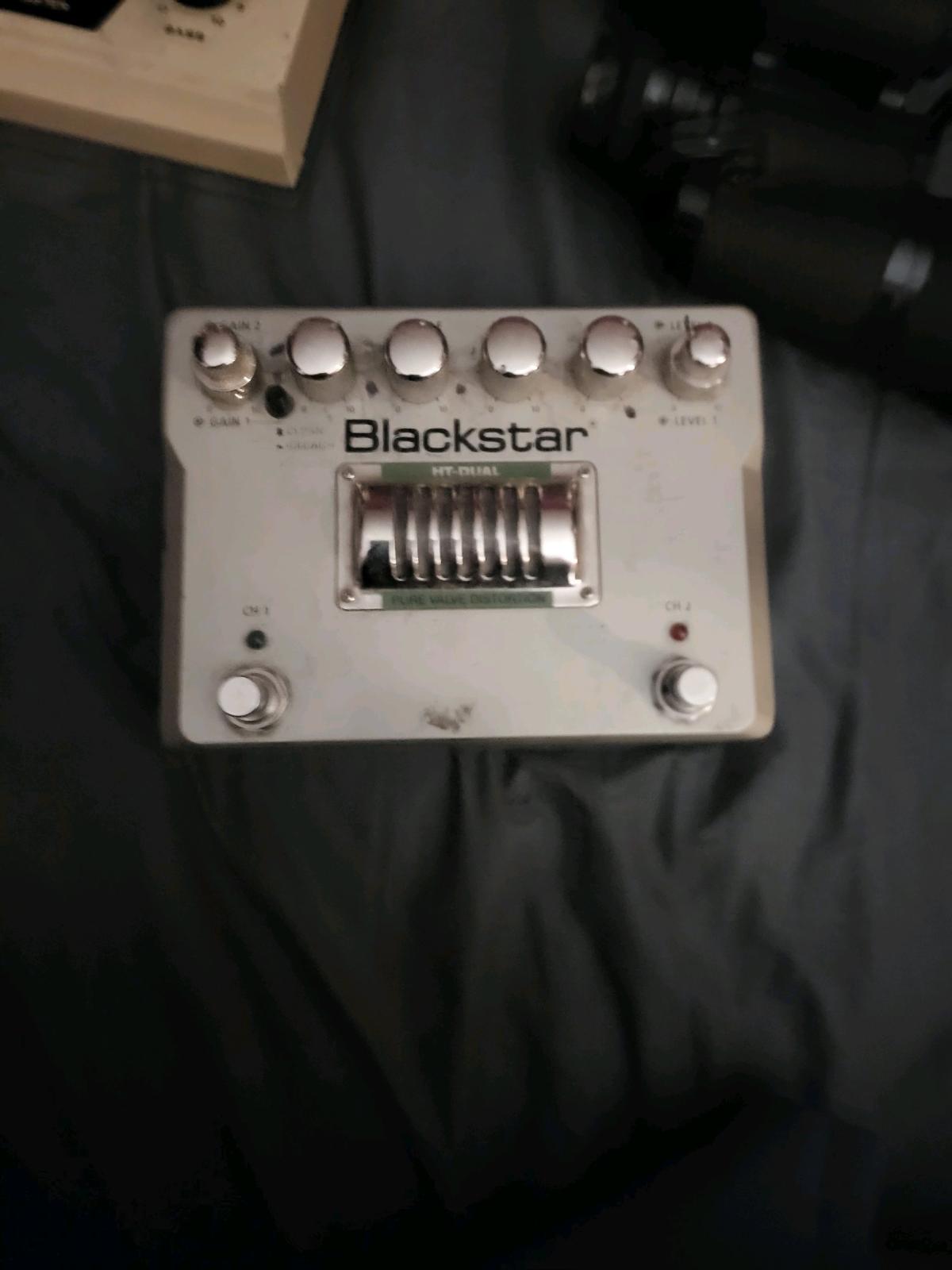 guitars and accessories - Las Vegas, Nevada - FleaMarketBay