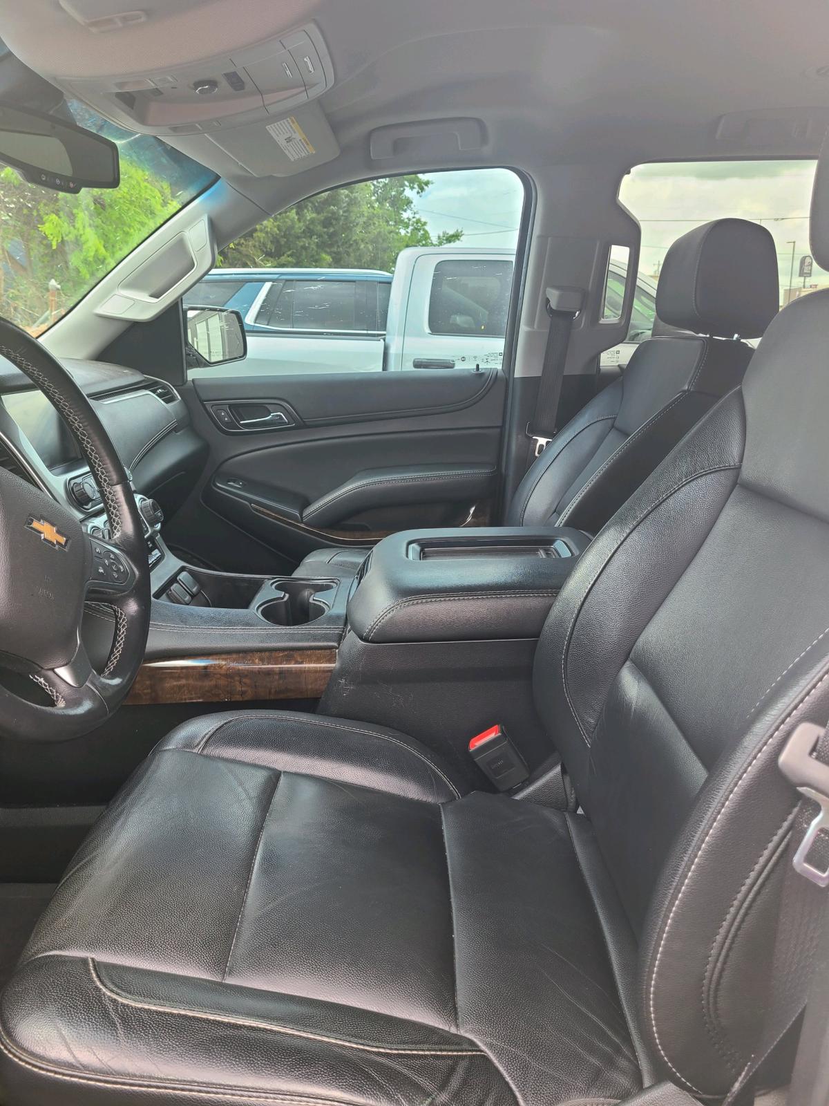 2017 Chevrolet Tahoe LT - Commerce, Texas - FleaMarketBay