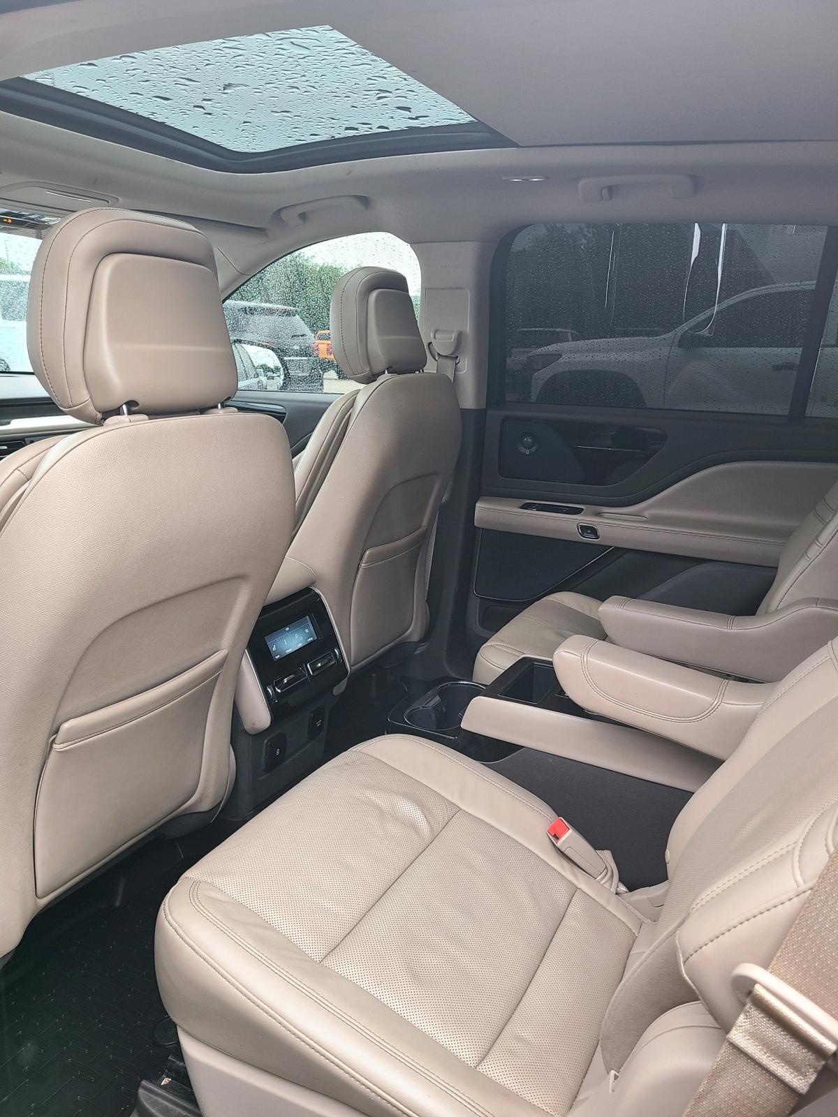 2020 Lincoln Aviator - Commerce, Texas - FleaMarketBay