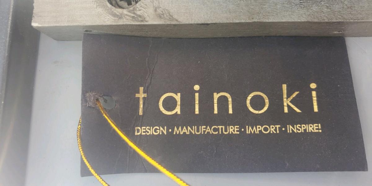 Tainoki  C Shaped End Table w Flip Top Charging Station 255H - Plano, Texas - FleaMarketBay