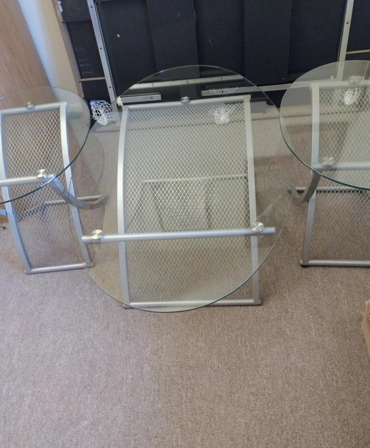 like new living room glass coffee table set TV stand include - Richton Park, Illinois