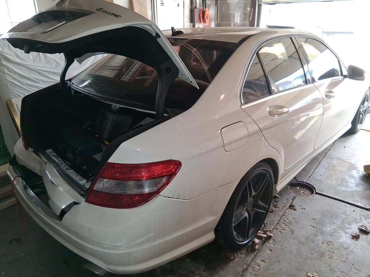 2010 Mercedes Benz CLS 300 - Cleveland, Ohio - FleaMarketBay