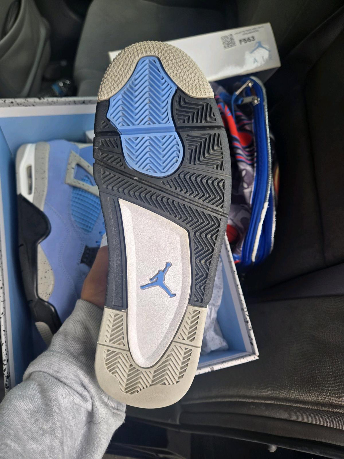 unc 4s sz 95 - Stockton, California - FleaMarketBay