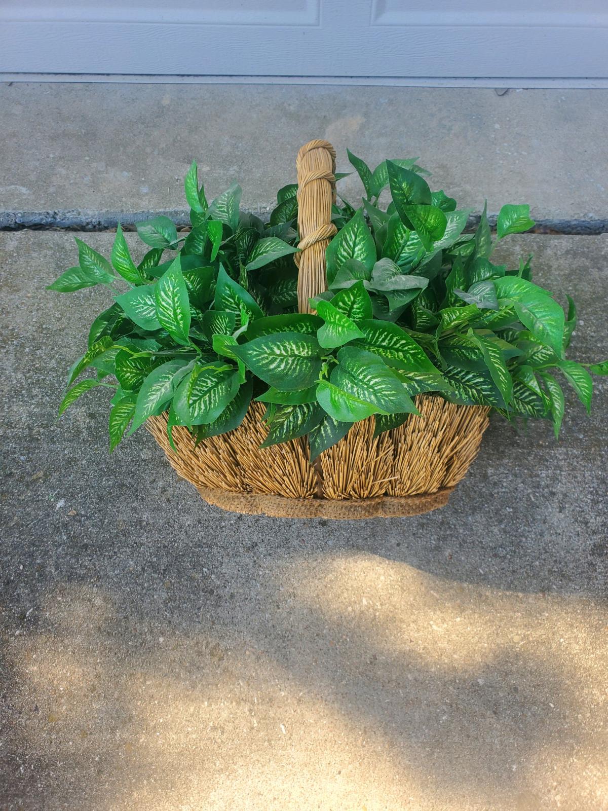 Decorative  Plant Artificial w Straw Basket - Plano, Texas - FleaMarketBay