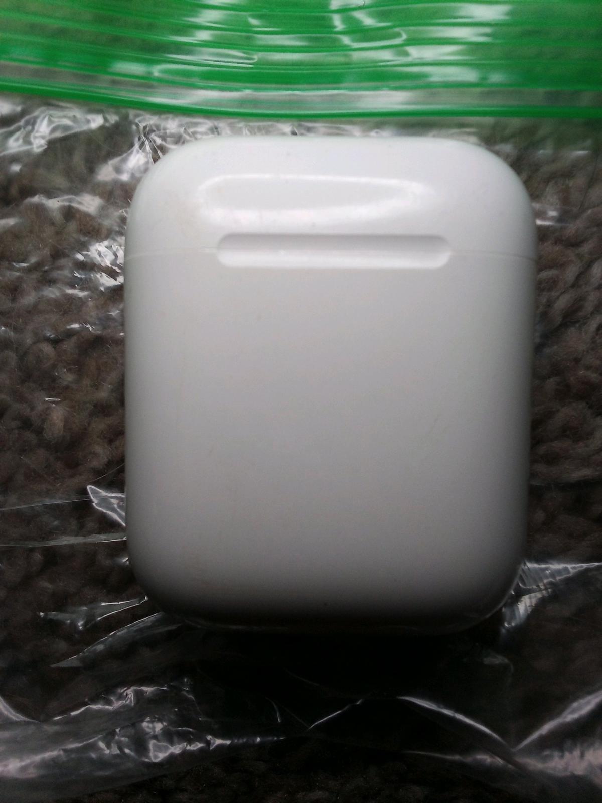 3rd Generation Airpods with MagSafe Charging Case - Reynoldsburg, Ohio - FleaMarketBay