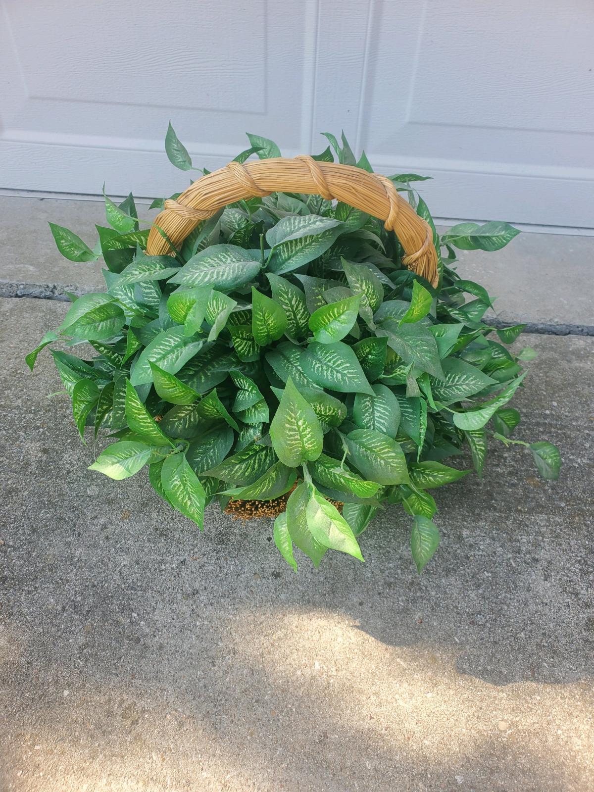 Decorative  Plant Artificial w Straw Basket - Plano, Texas - FleaMarketBay