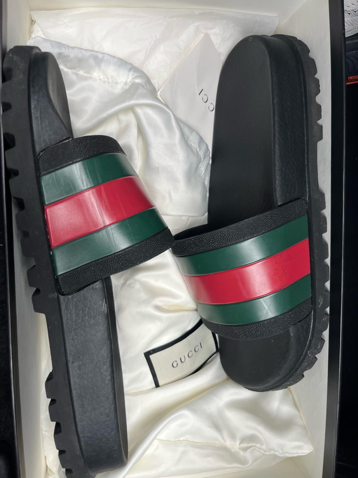 Gucci slides - Harrisburg, Pennsylvania - FleaMarketBay