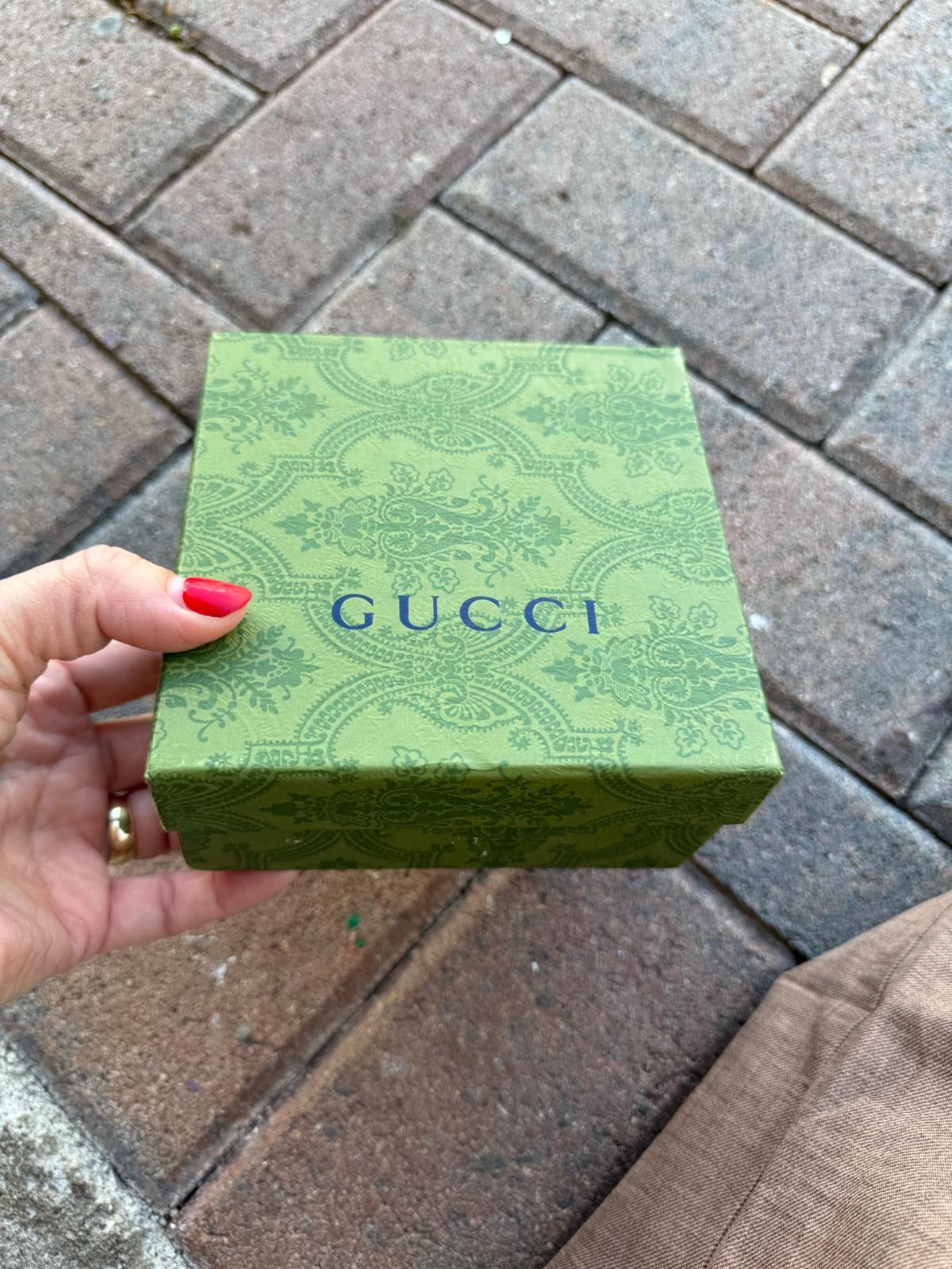 Gucci belt  floral belt correa Gucci - Miami Beach, Florida - FleaMarketBay