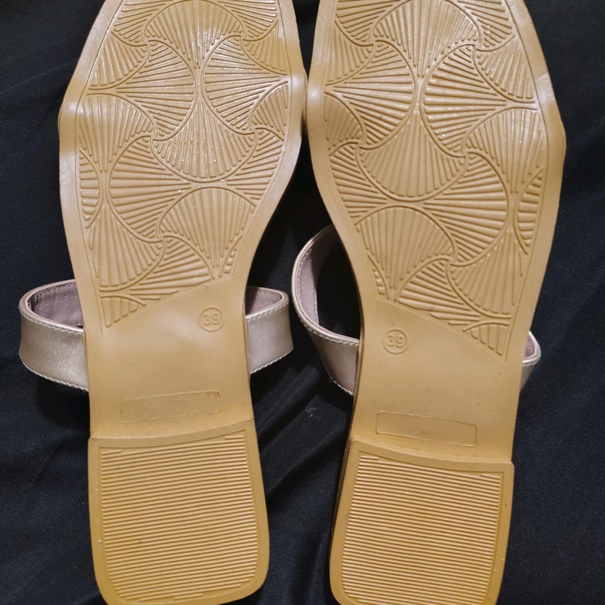 peruvian sandals size 39 - Dallas, Texas - FleaMarketBay