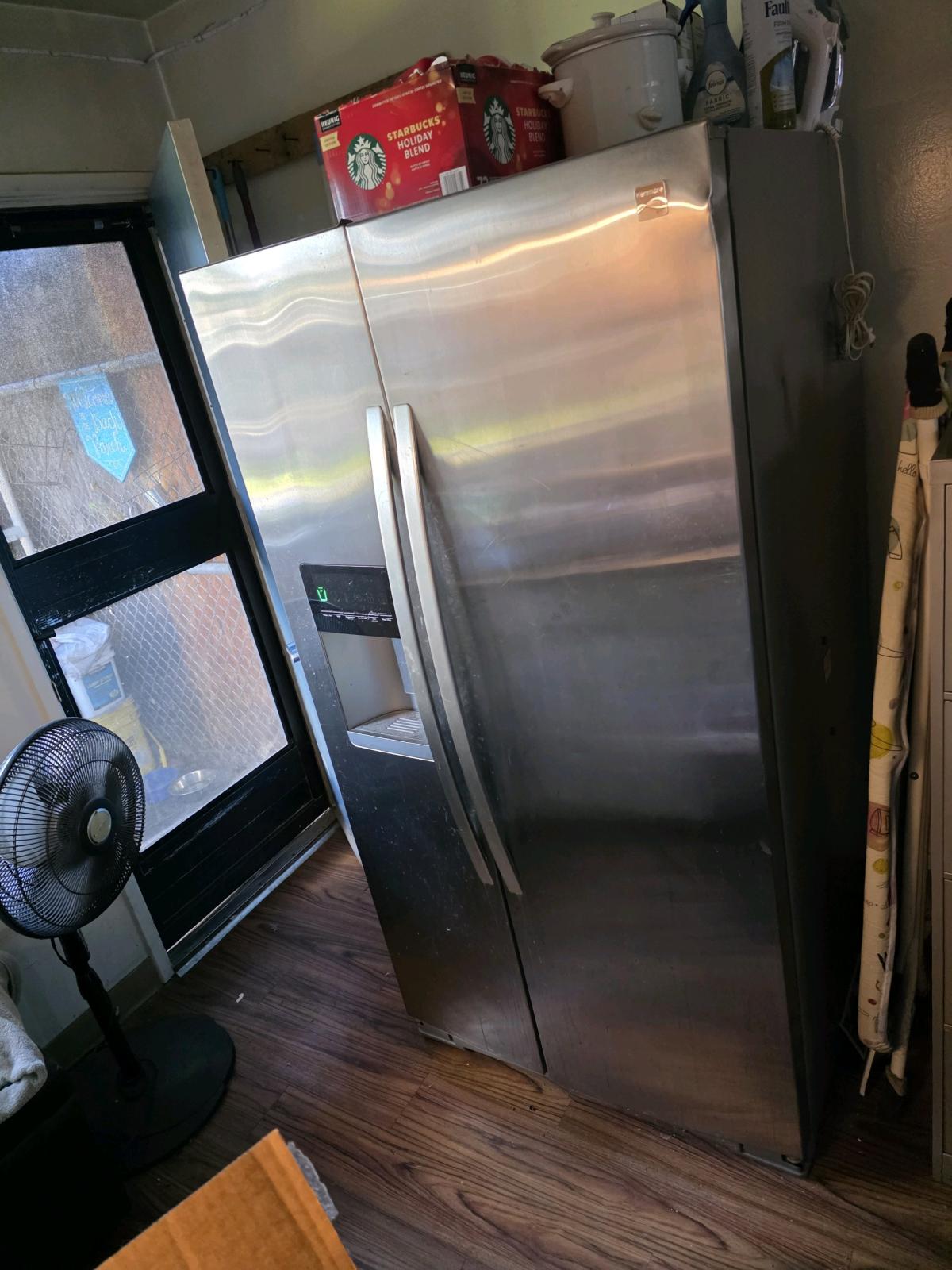 Kenmore Sidebyside Refrigerator - Antioch, California