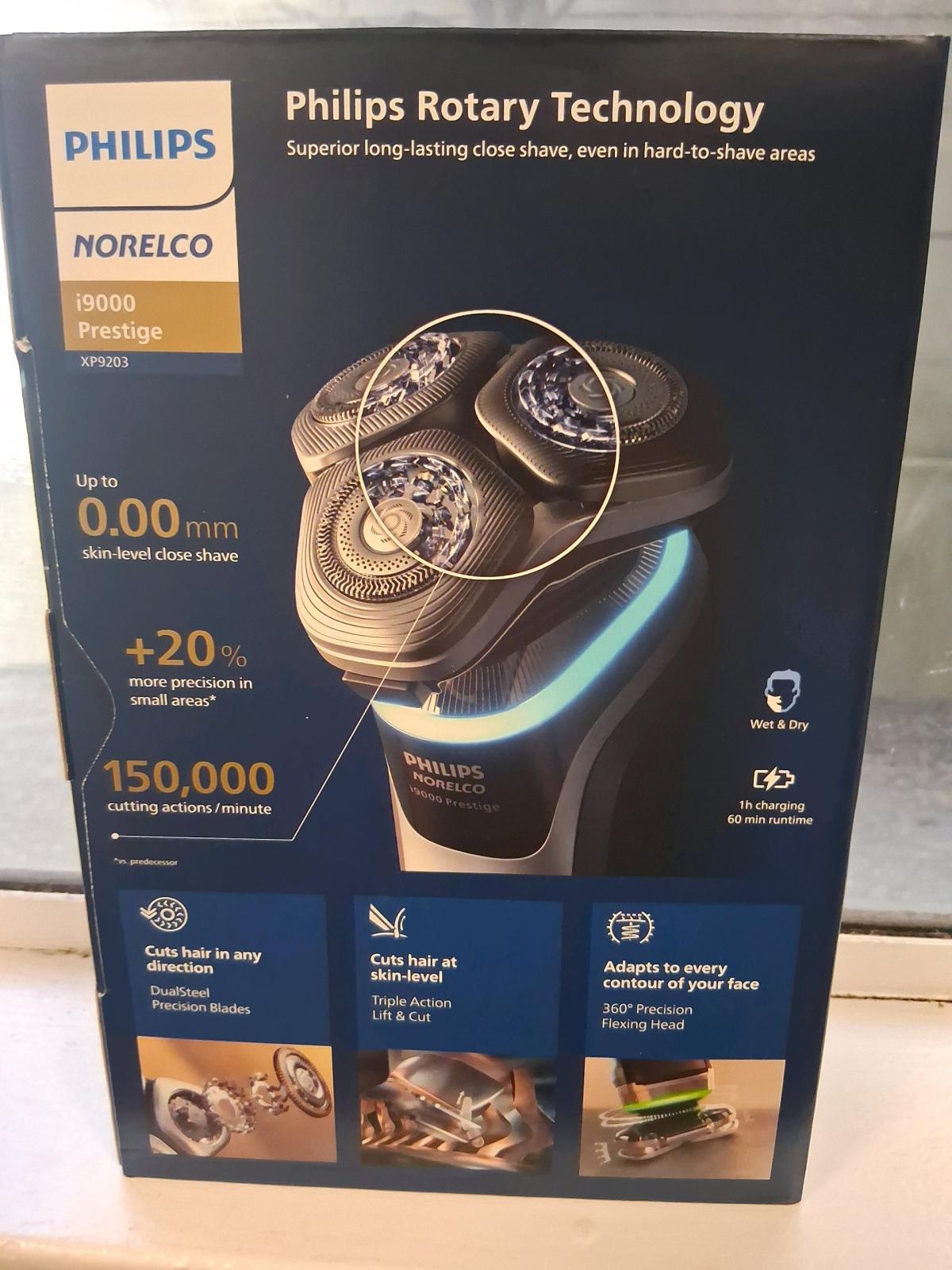 Philips Norelco i9000 Prestige Electric Shaver  XP9203 - Seattle, Washington - FleaMarketBay