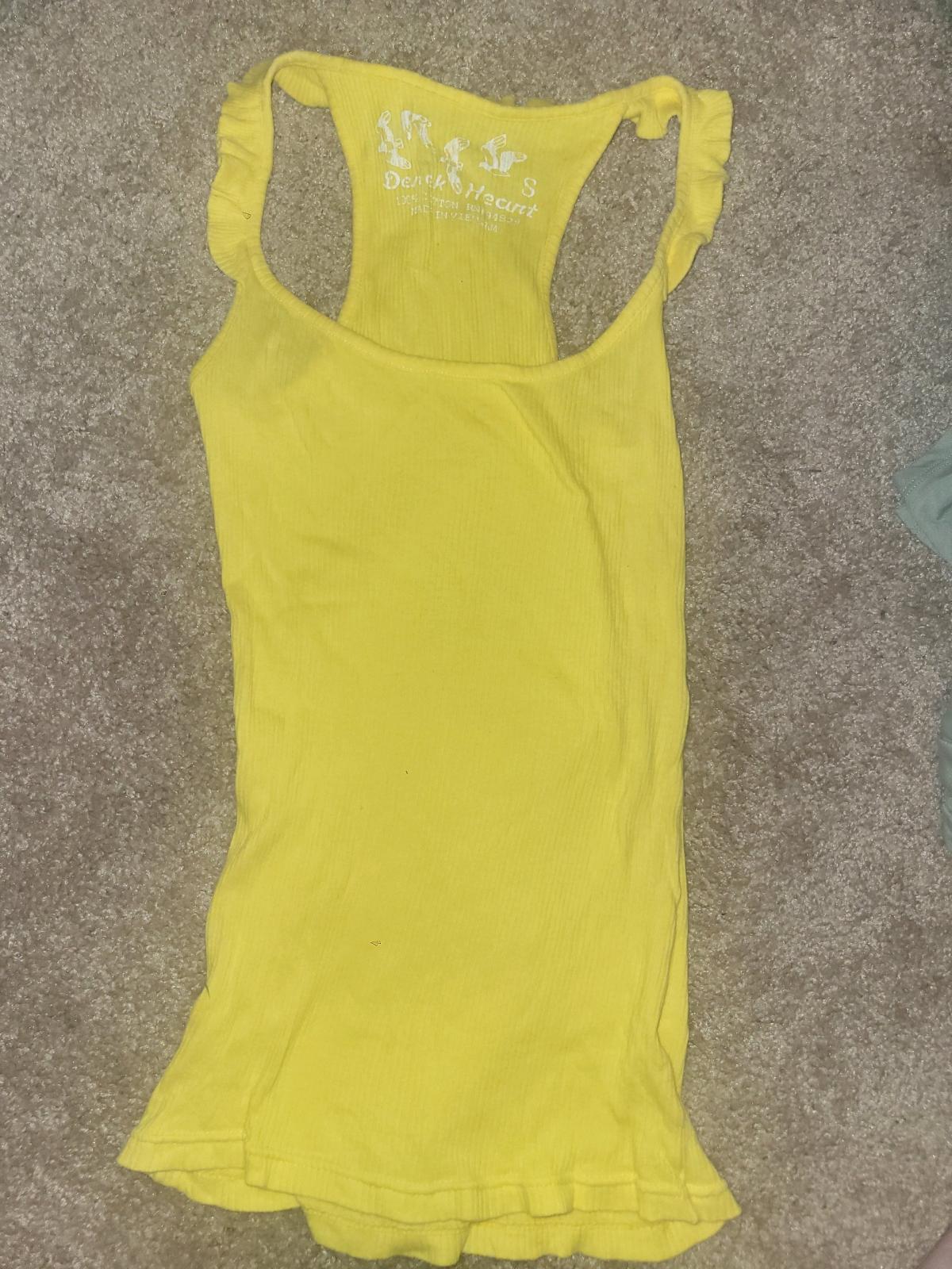 Womens clothing tops pants and juicy couture purse - Biloxi, Mississippi - FleaMarketBay