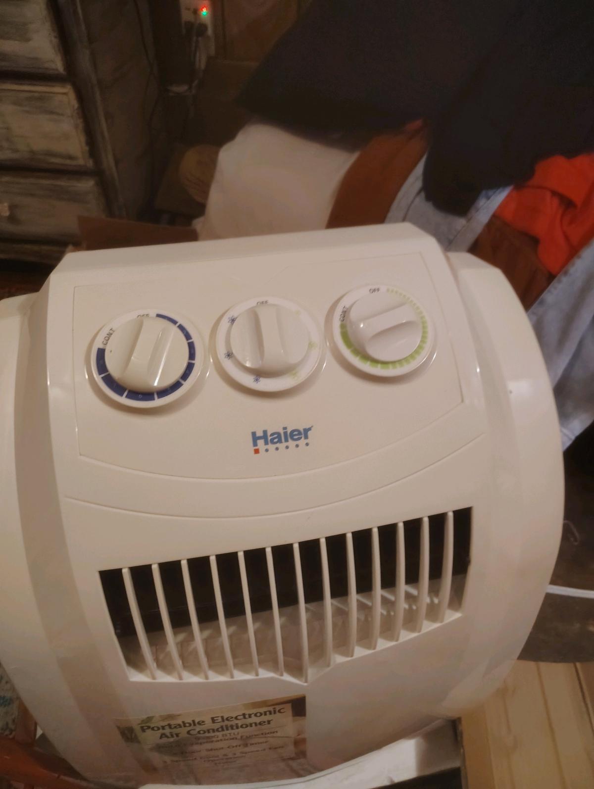 portable AC - Warner Robins, Georgia - FleaMarketBay