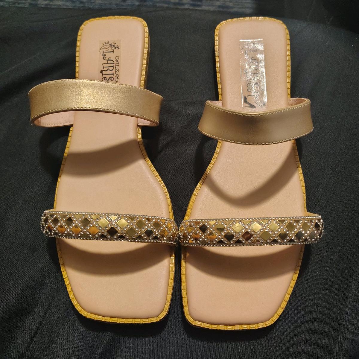 peruvian sandals size 39 - Dallas, Texas