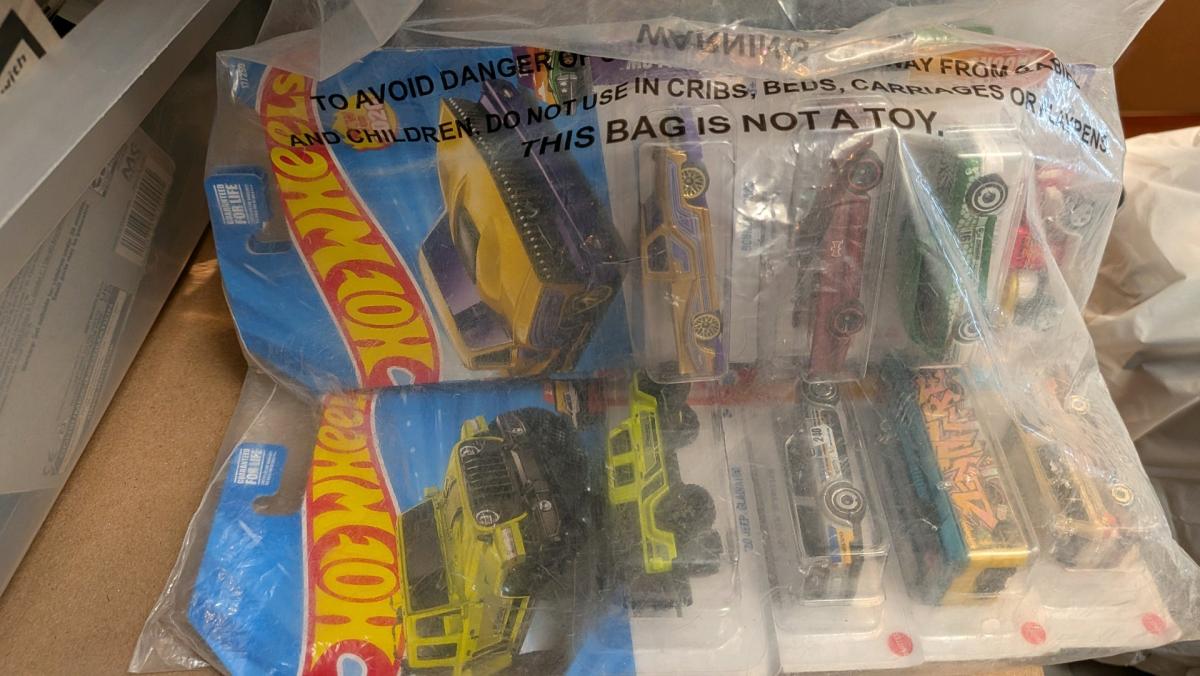 my hot wheels bulk - Desert Hot Springs, California - FleaMarketBay