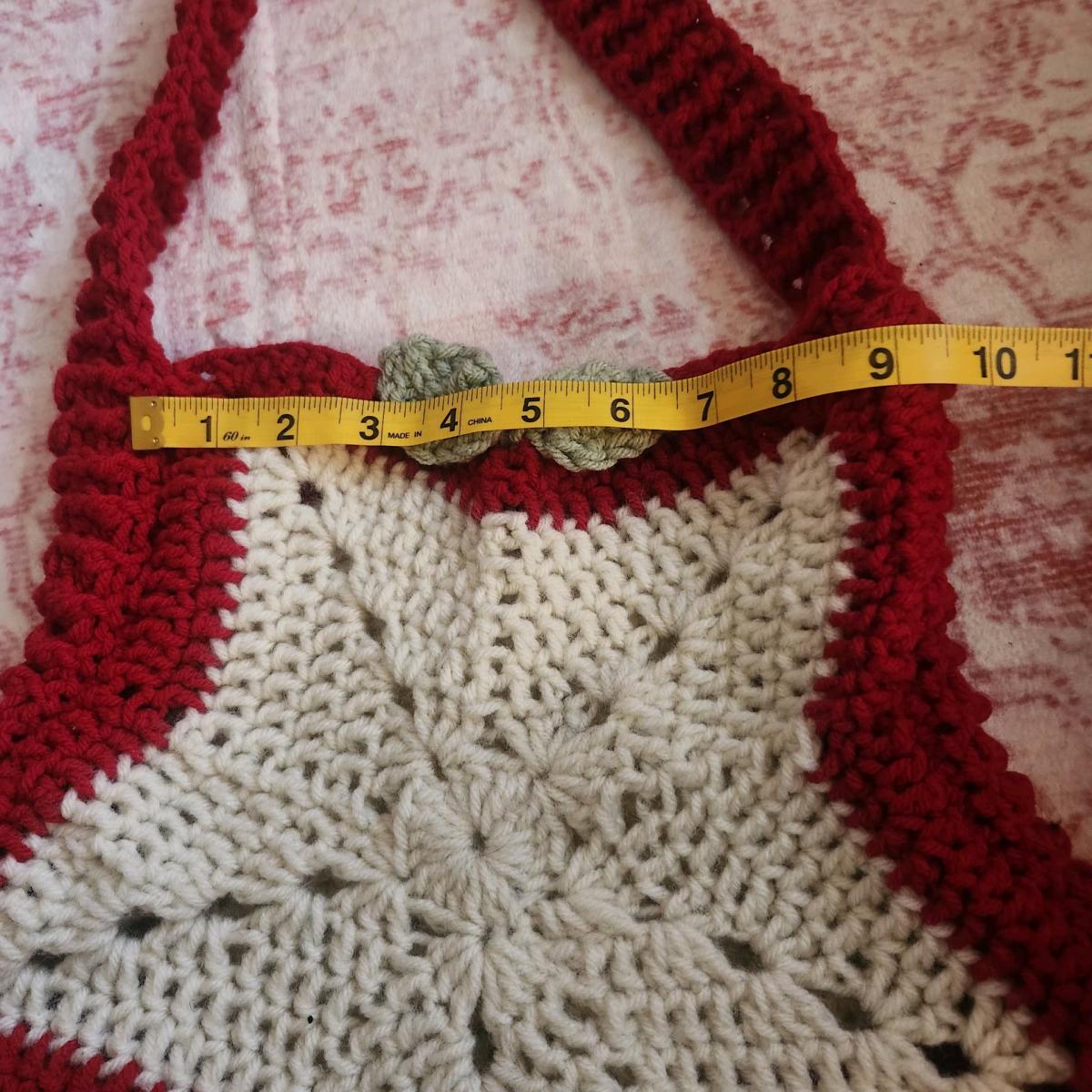 crochet apple themed bag - Alexandria, Virginia - FleaMarketBay