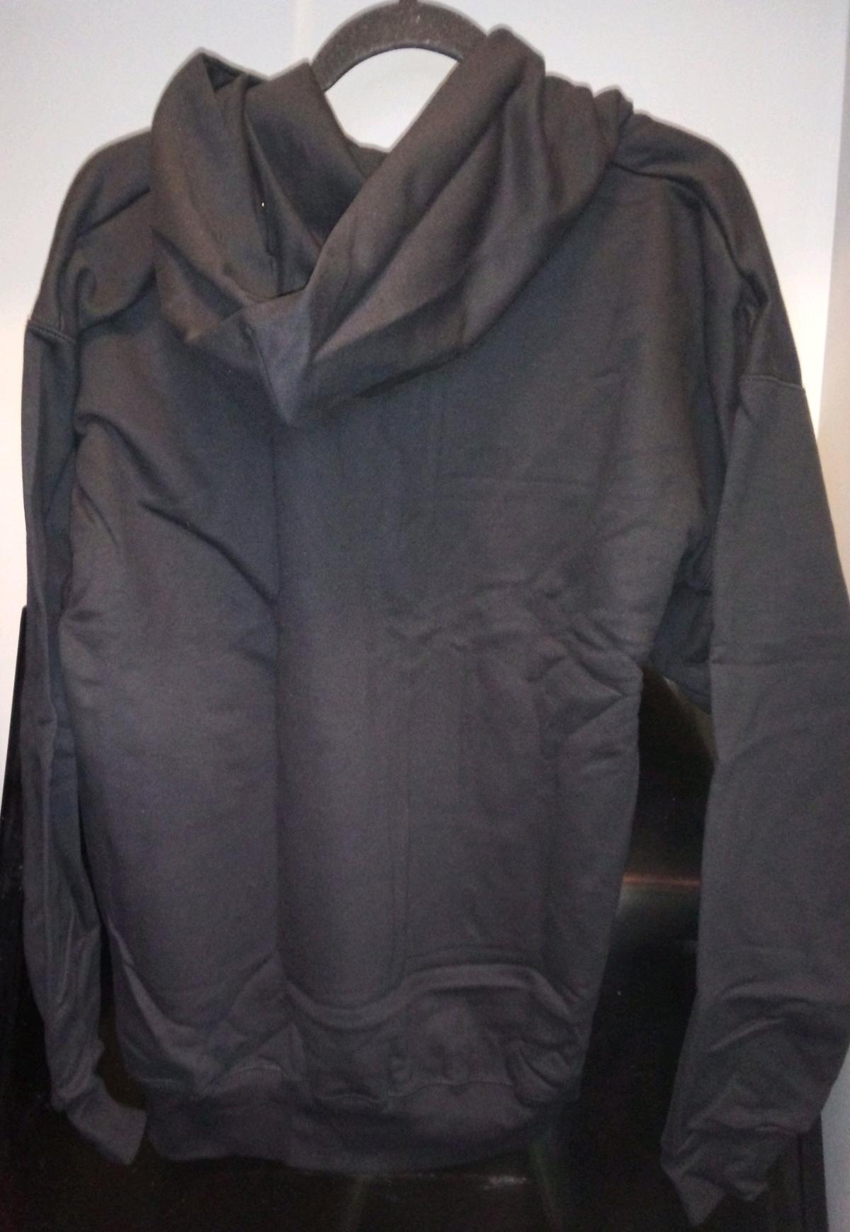Hanes Zip Up Hoodie Large - Reynoldsburg, Ohio - FleaMarketBay