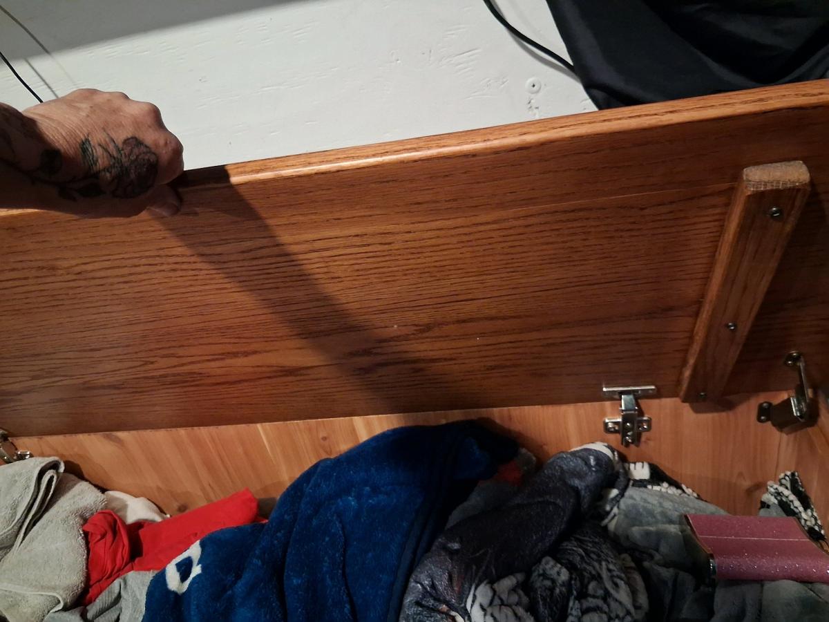 Real Oak Hope Chest - Henderson, Nevada - FleaMarketBay