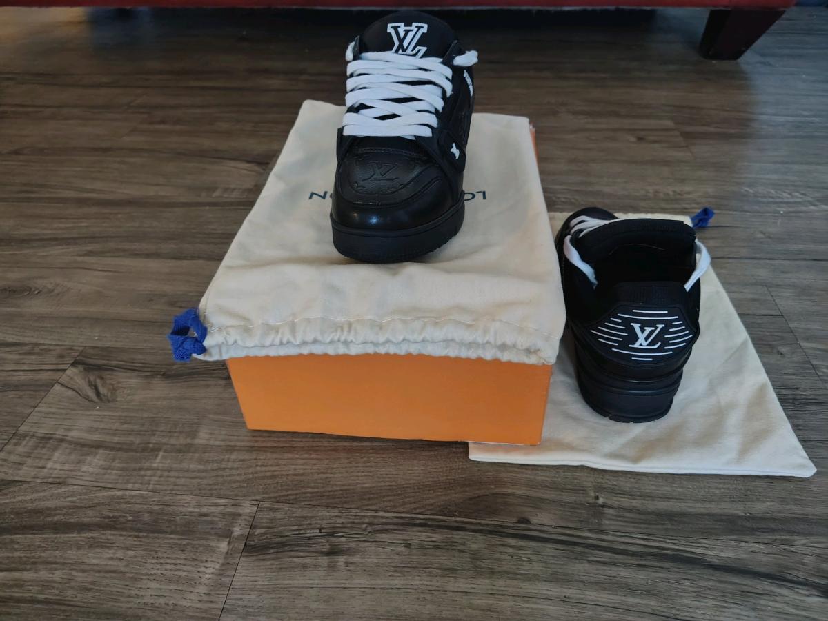 Louis Vuitton sneaker - Fallbrook, California - FleaMarketBay