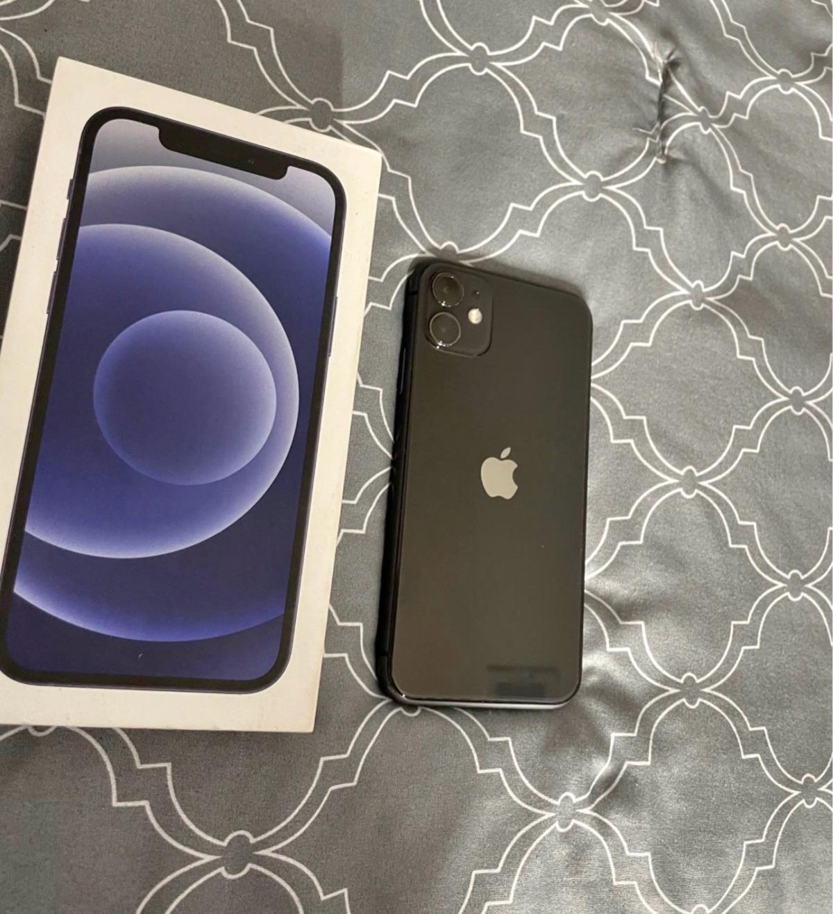 Apple iPhonee 11 - San Antonio, Texas