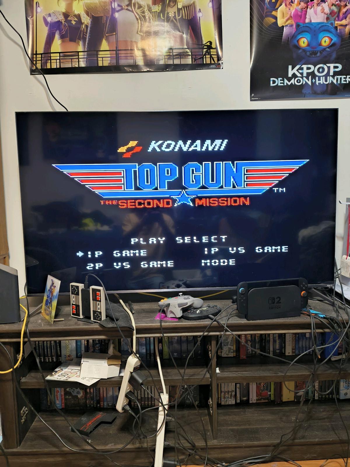 2 Nintendo NES consoles with controllers zapper gun and 11 g - Richmond, Virginia - FleaMarketBay