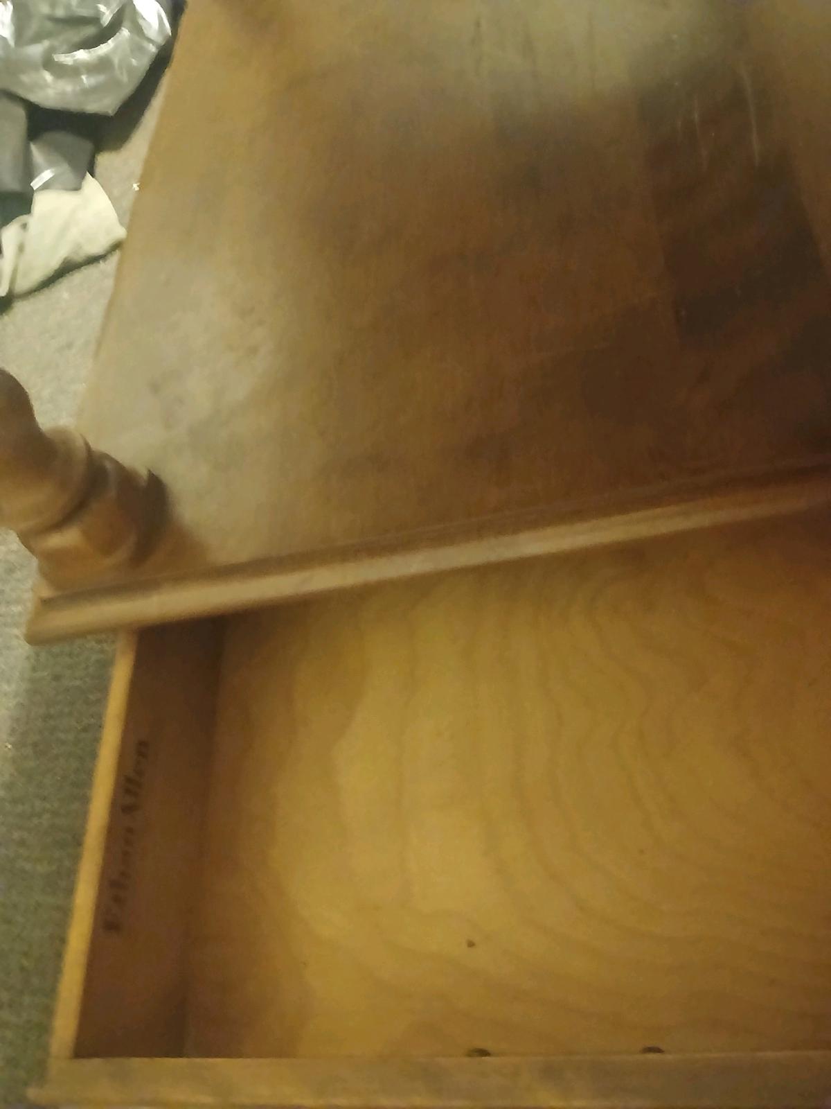 Ethan Allen Endtable - Stroudsburg, Pennsylvania - FleaMarketBay