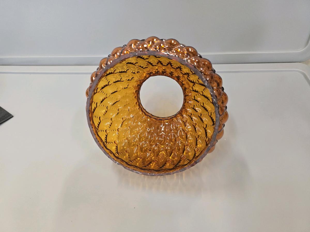vintage Amber glass lamp shade - Cookeville, Tennessee - FleaMarketBay