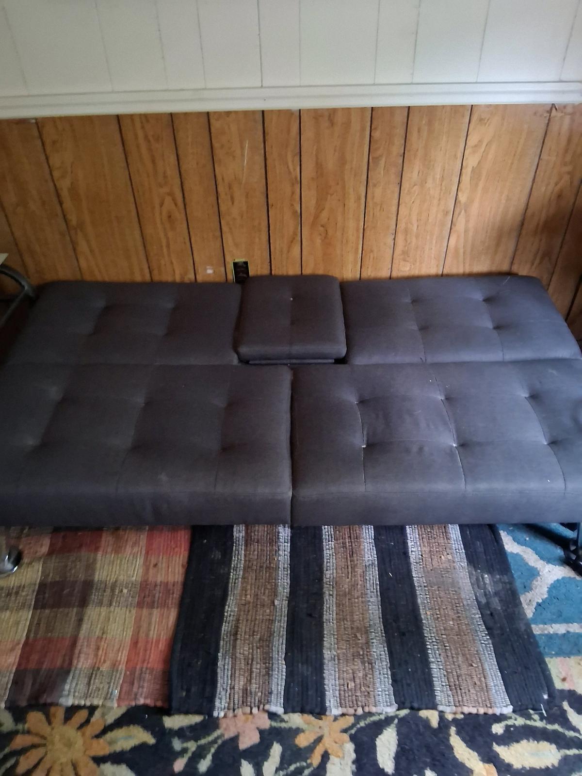 2 person futon with builtin cup holders - New Port Richey, Florida