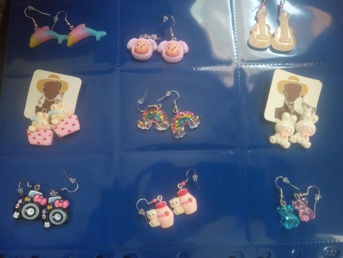 earrings - Mckeesport, Pennsylvania