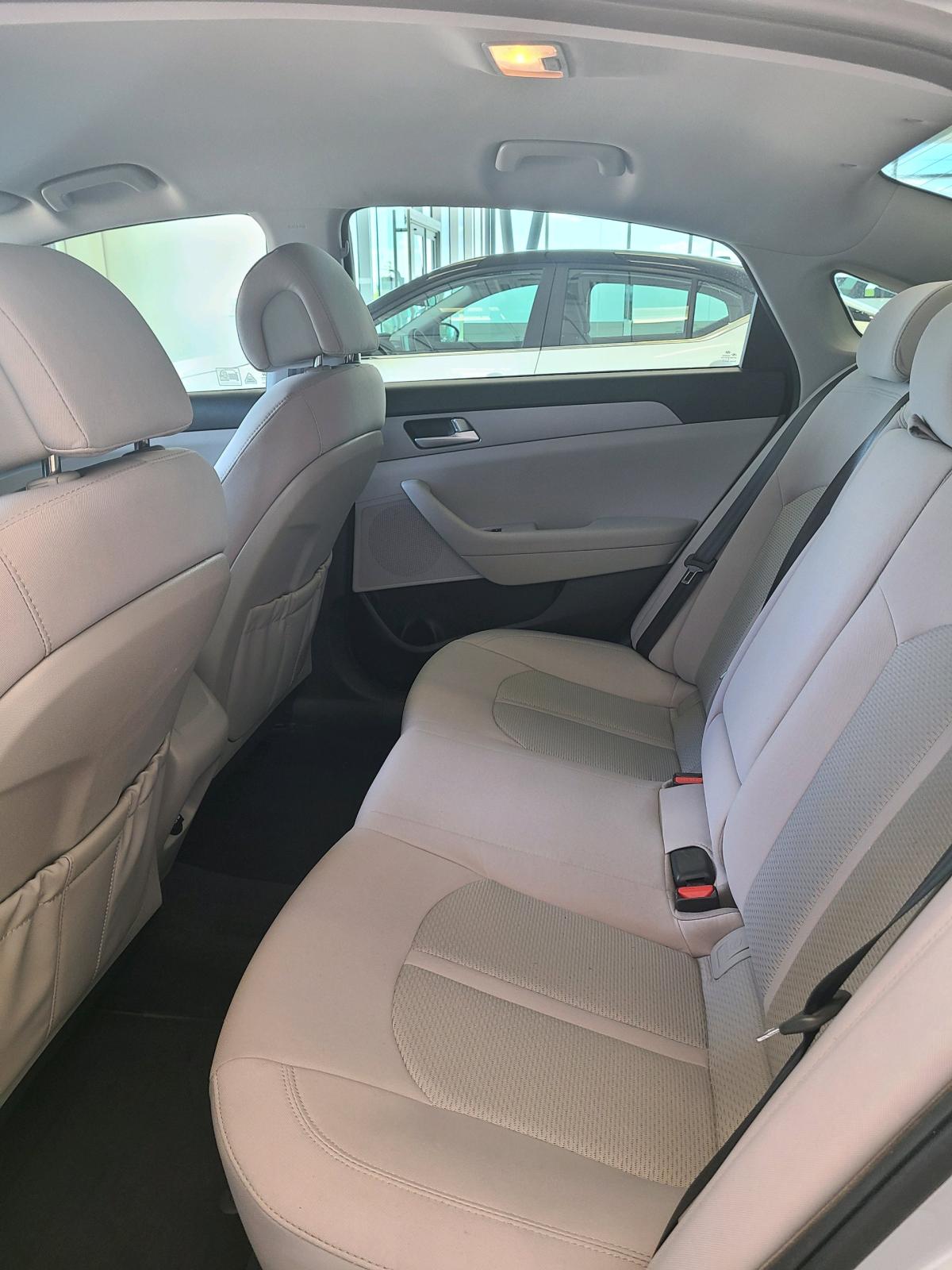 2016 Hyundai Sonata SE - Terrell, Texas - FleaMarketBay