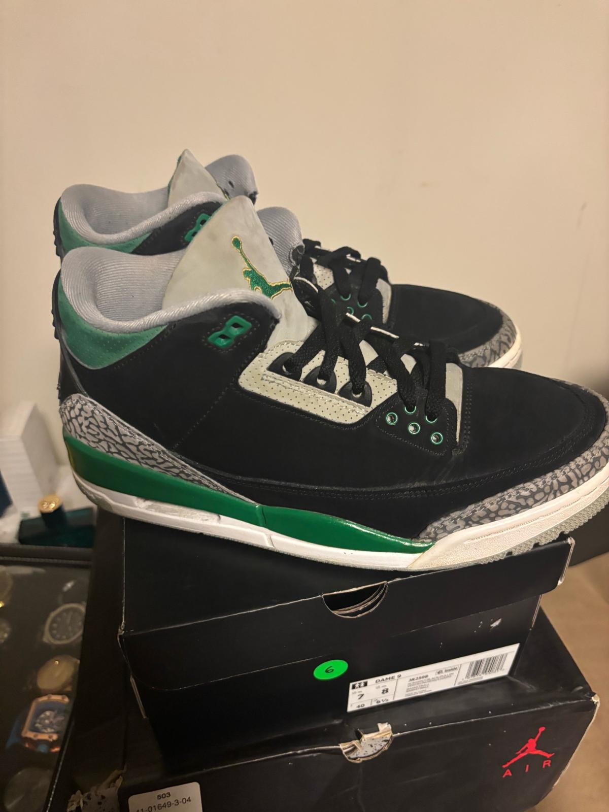 Jordan 3 pine green - Cambria Heights, New York