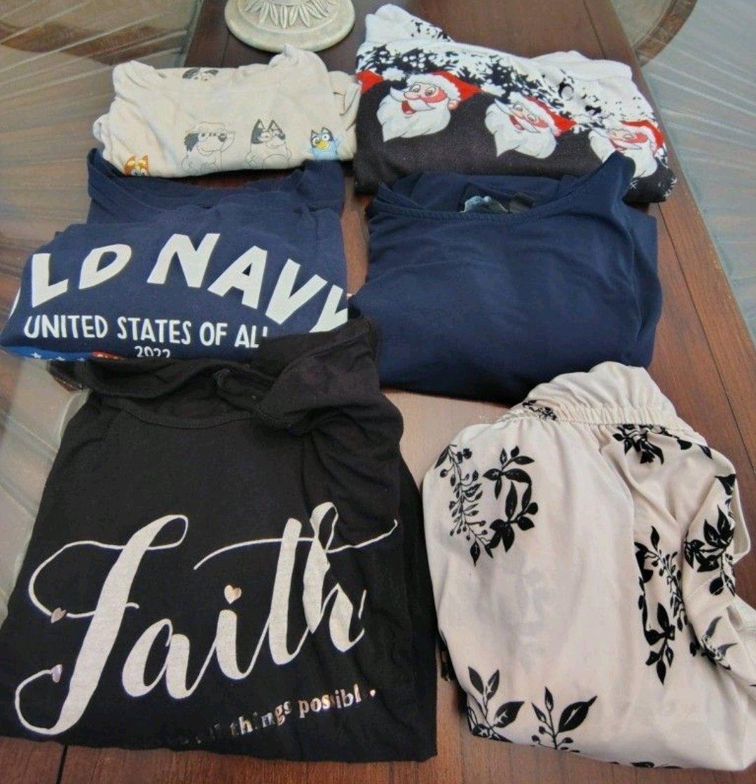 ladies clothes - Hudson, Florida - FleaMarketBay