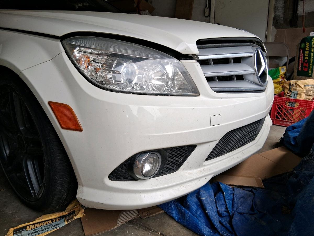 2010 Mercedes Benz CLS 300 - Cleveland, Ohio - FleaMarketBay