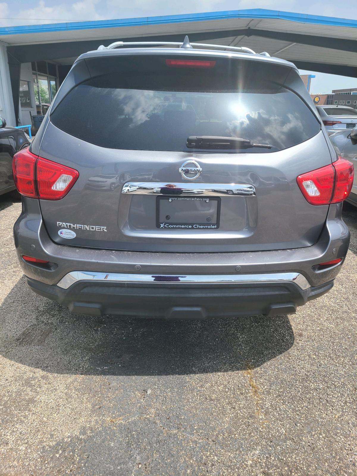 2020 Nissan Pathfinder - Commerce, Texas - FleaMarketBay