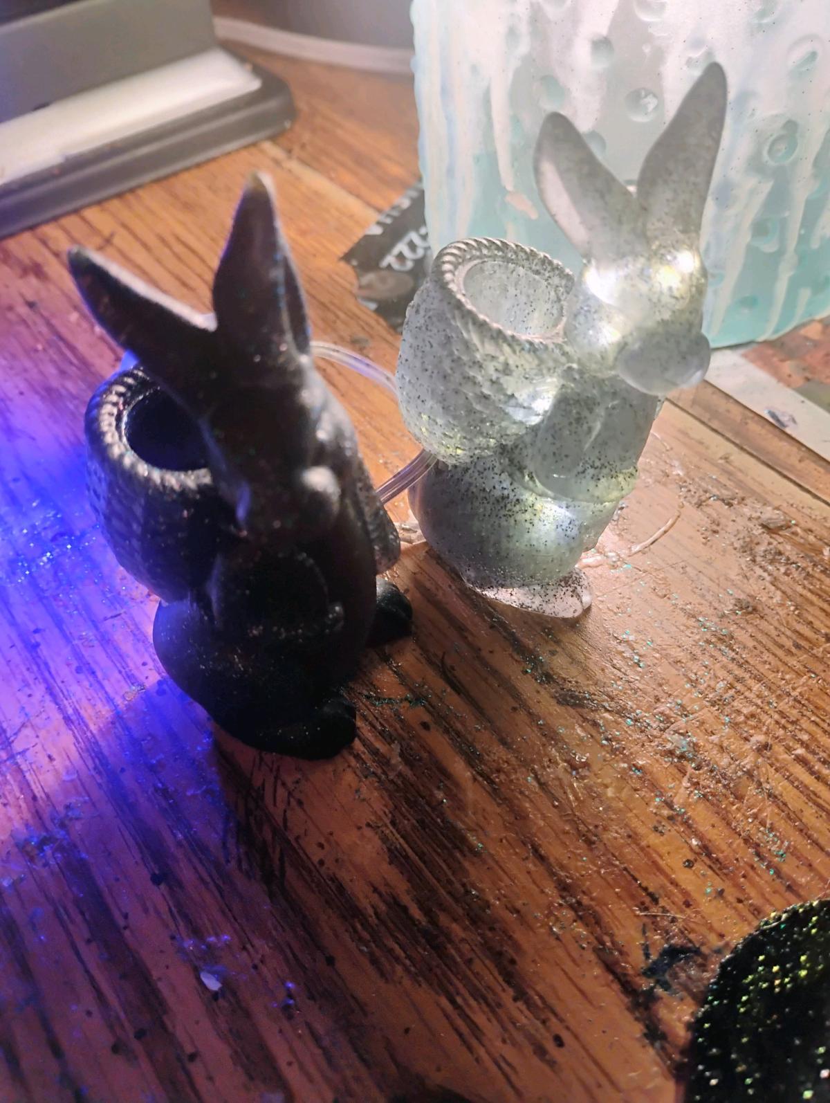 resin bunny figurines - Rensselaer, Indiana - FleaMarketBay
