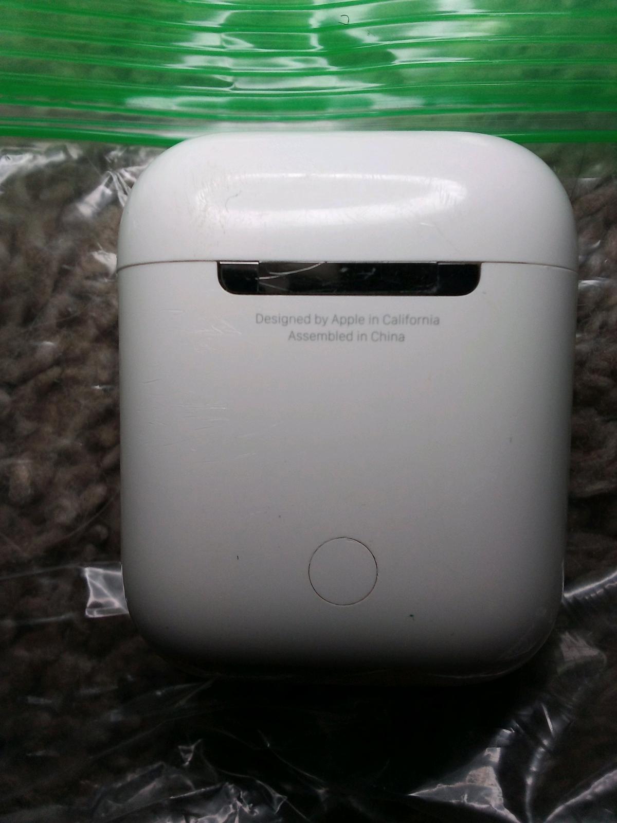 3rd Generation Airpods with MagSafe Charging Case