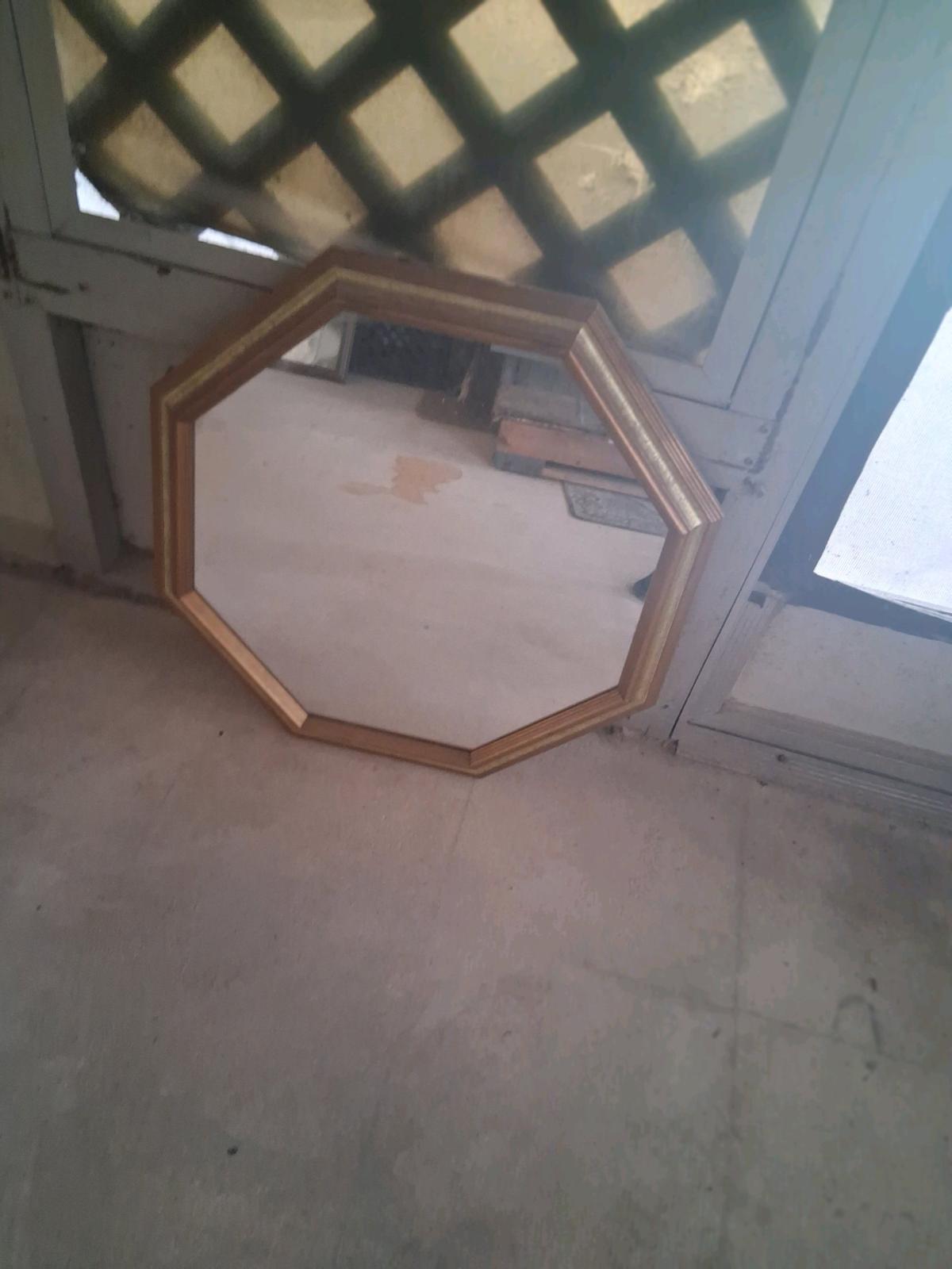 Octagon mirror - New Port Richey, Florida - FleaMarketBay