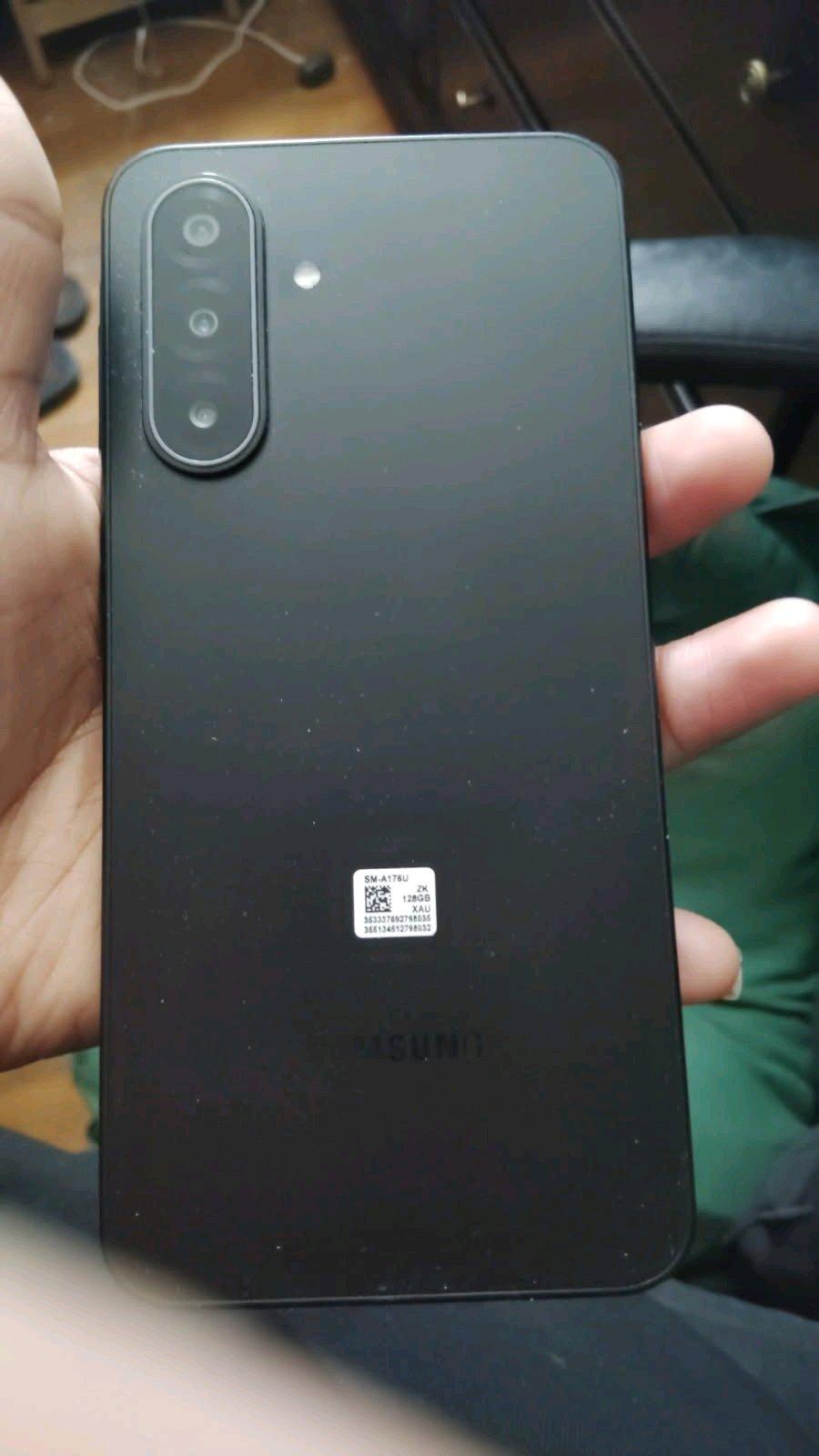 Samsung Galaxy A17 - San Antonio, Texas - FleaMarketBay