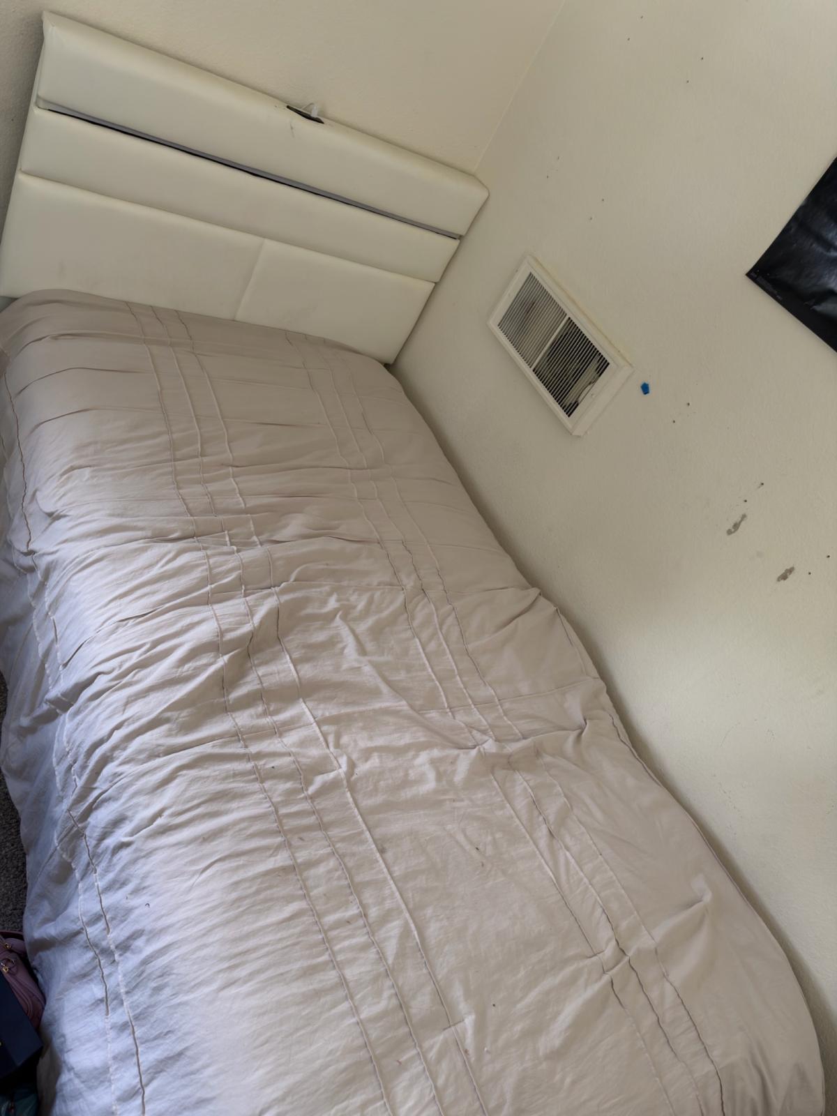 twin bed with mattress and frame - Escondido, California - FleaMarketBay
