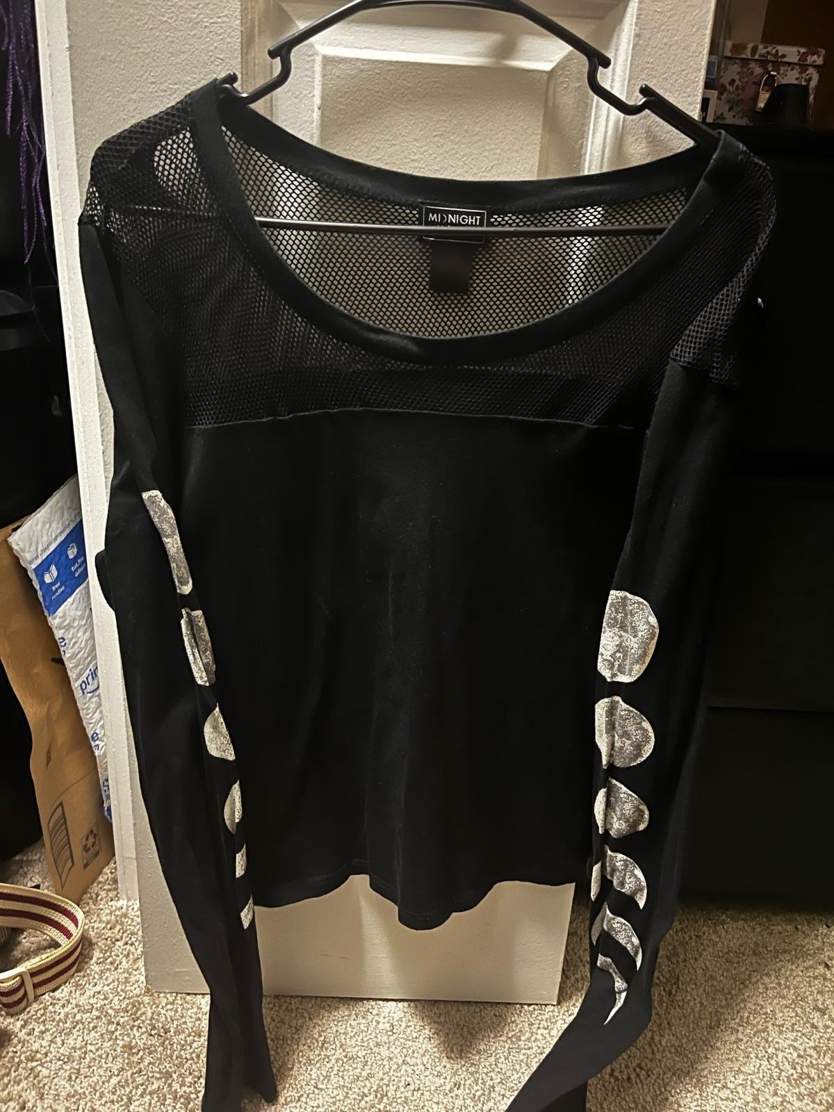 Black Mesh Top - Norwood, Massachusetts