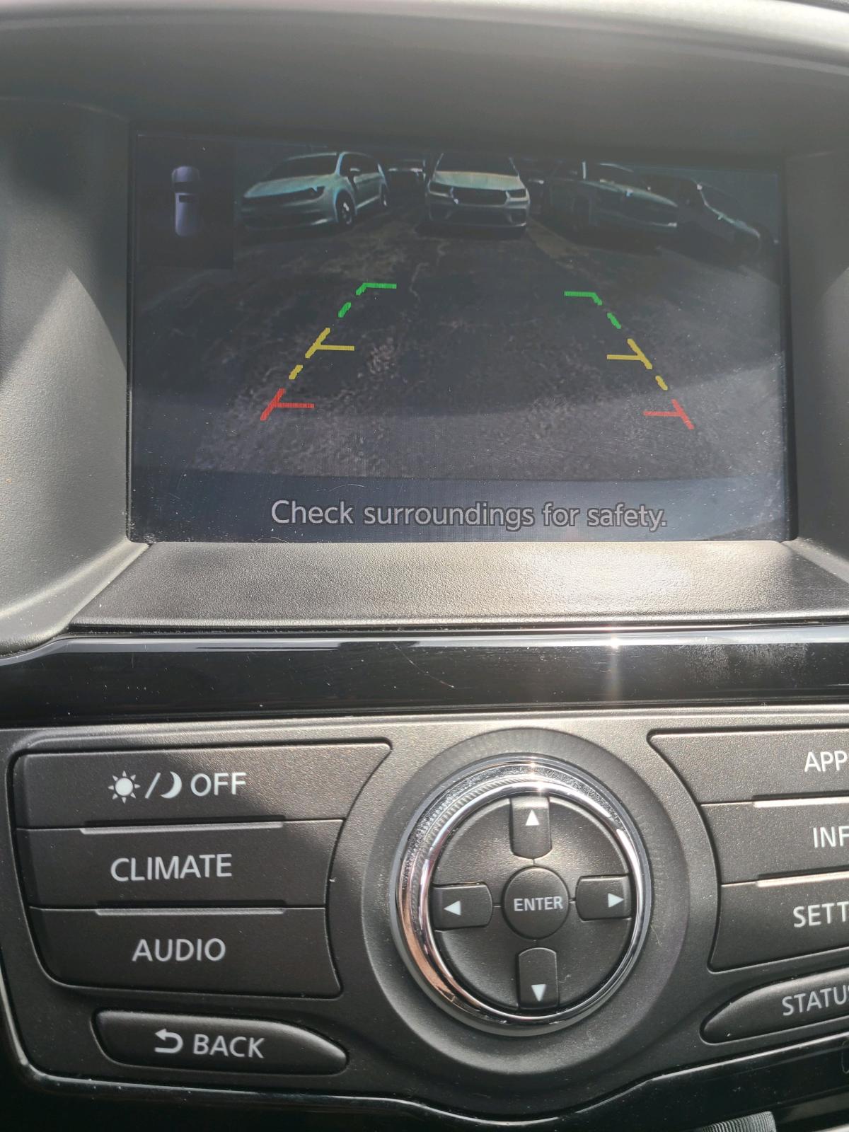 2020 Nissan Pathfinder - Commerce, Texas - FleaMarketBay